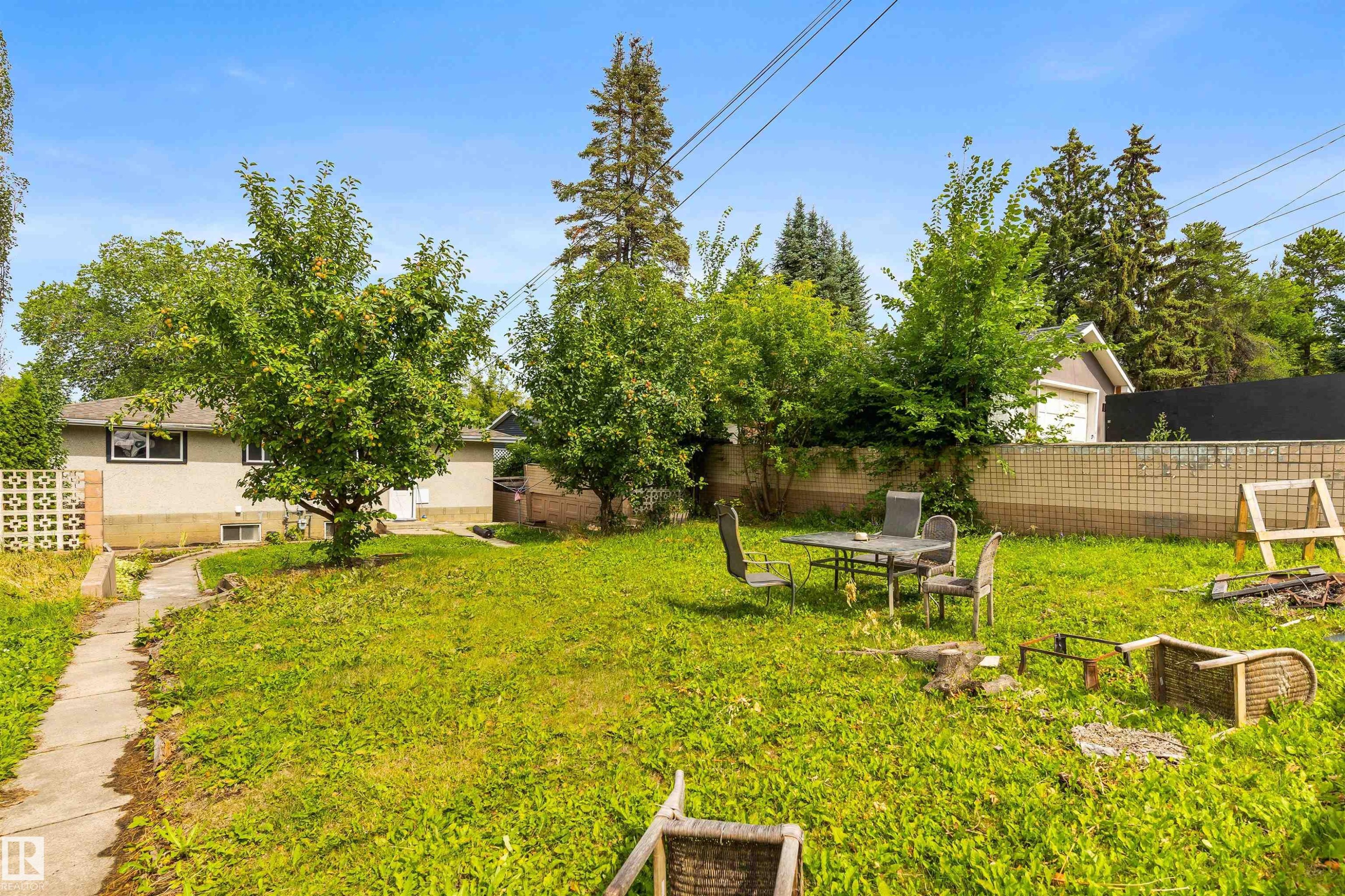 52 Belmont Drive, St. Albert, AB - Outdoor