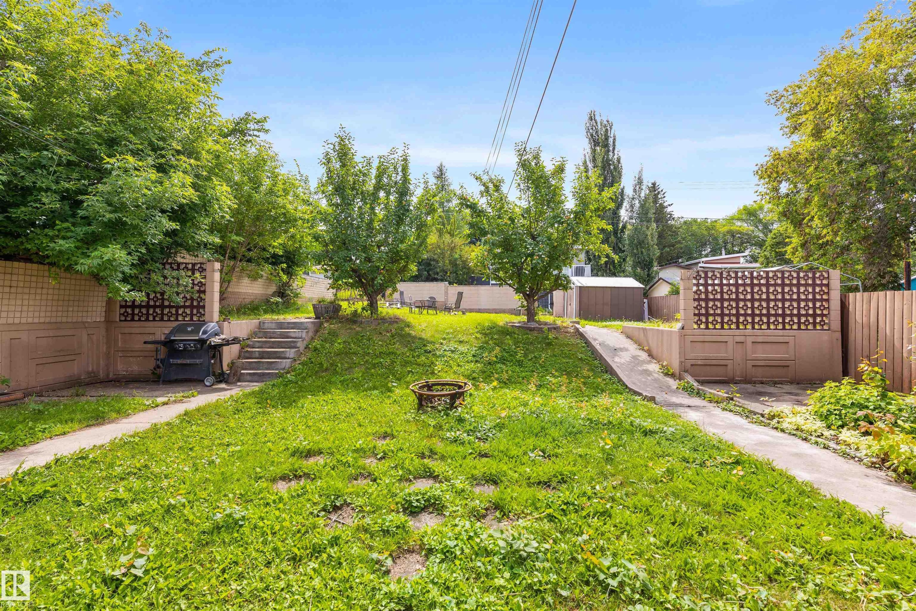 52 Belmont Drive, St. Albert, AB - Outdoor