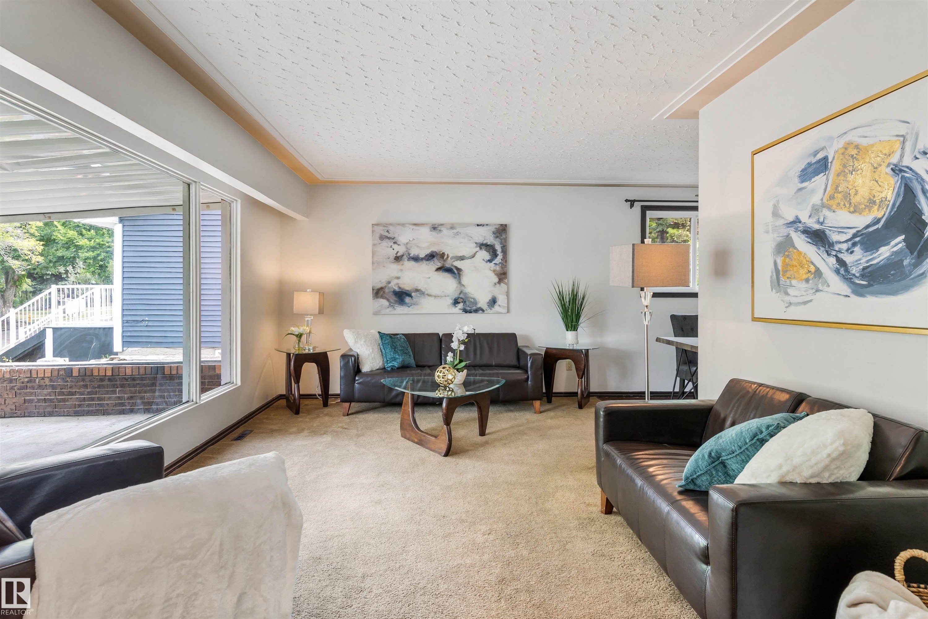 52 Belmont Drive, St. Albert, AB - Indoor Photo Showing Living Room