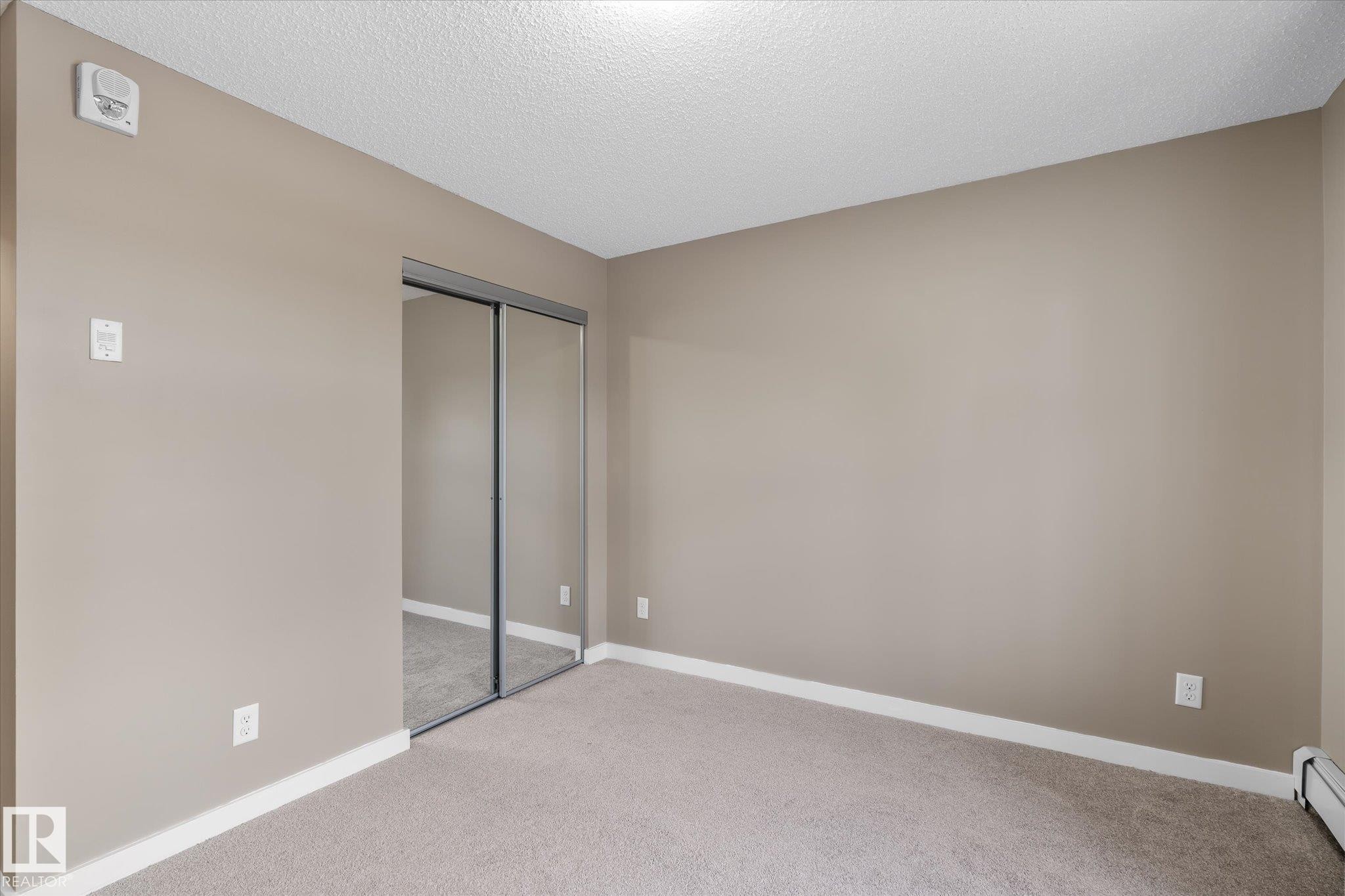 257 7805 71 Street, Edmonton, AB - Indoor Photo Showing Other Room