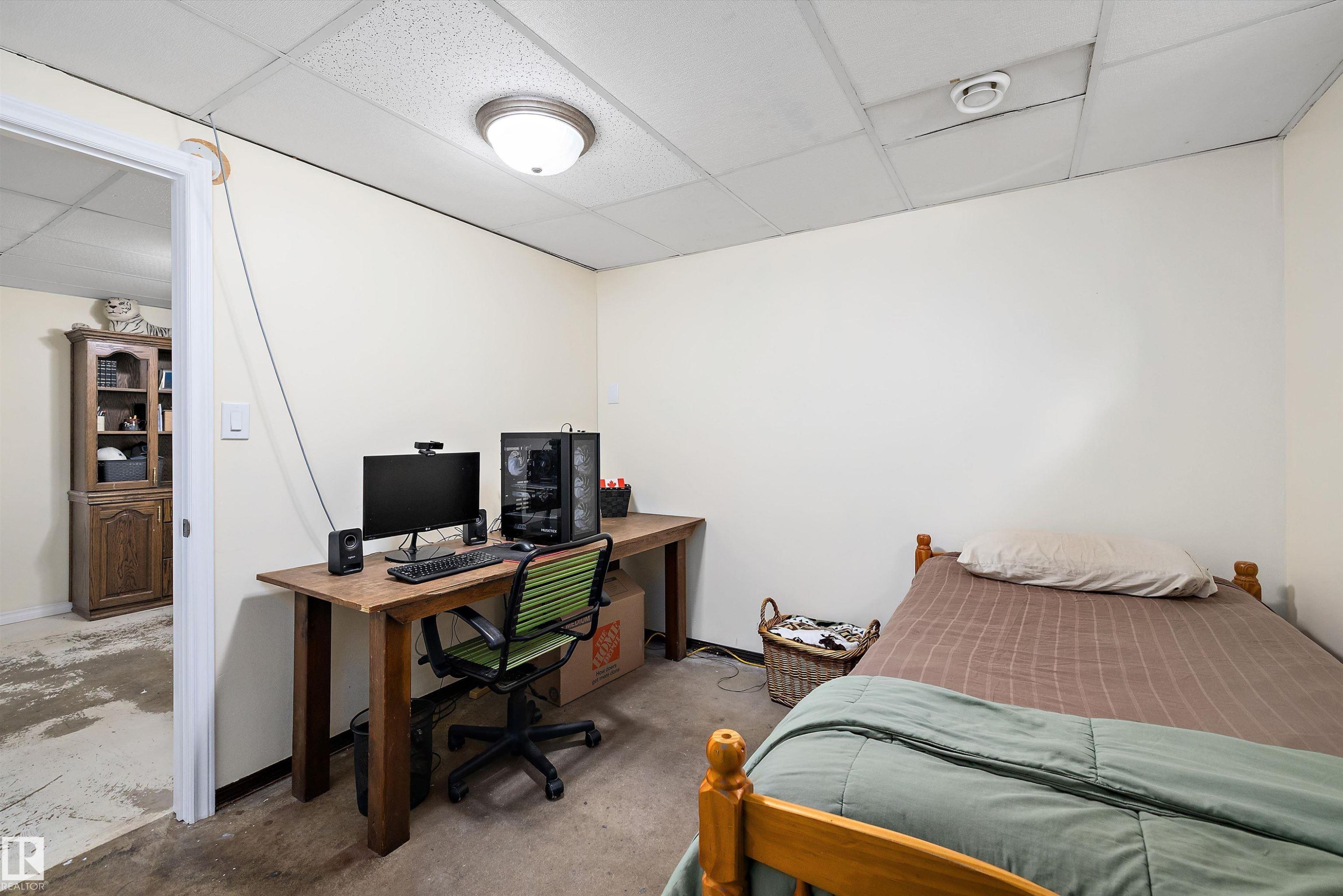 Bedroom featuring a paneled ceiling and an office area - 5703 143 Avenue, Edmonton, AB - Indoor