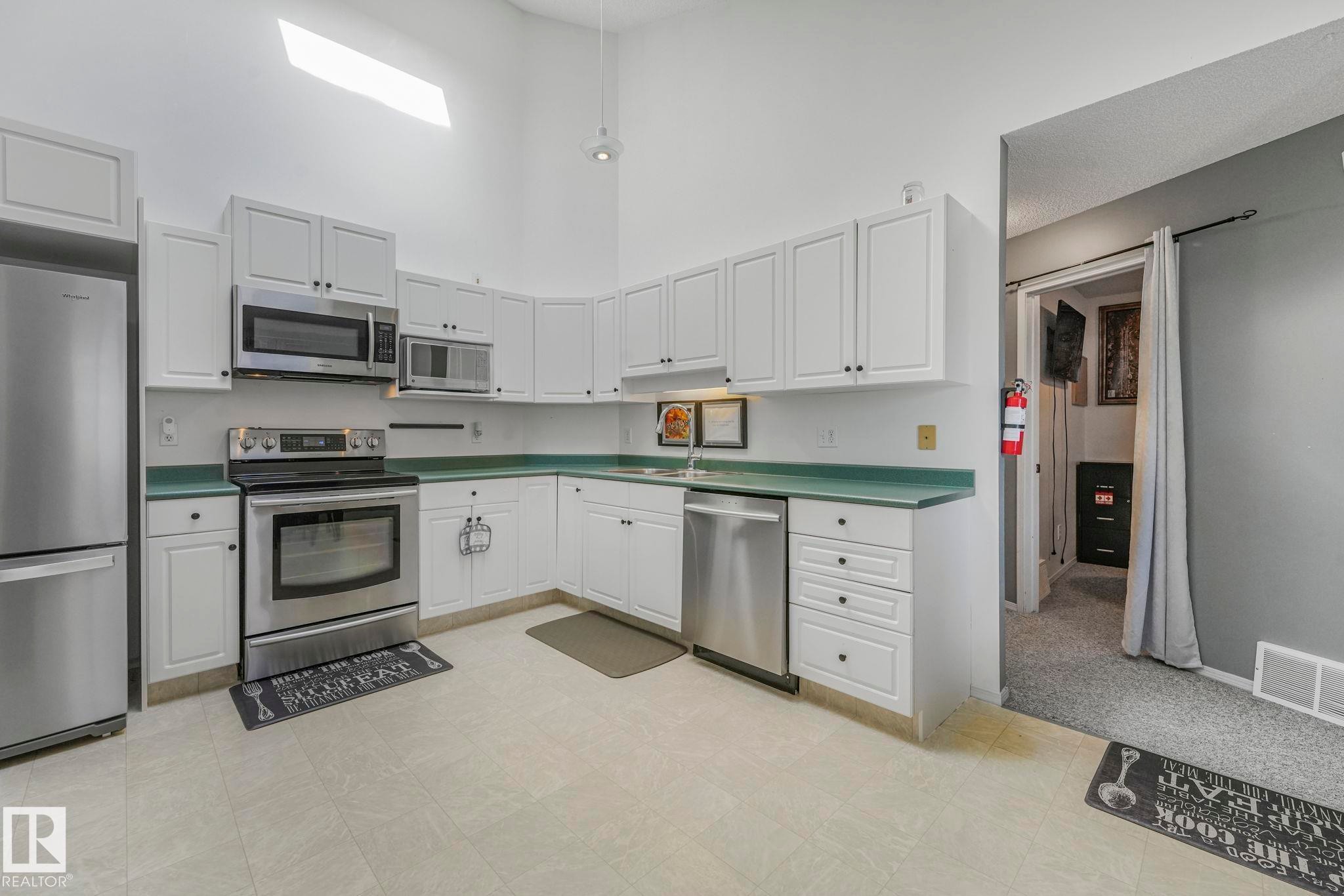 11105 9 Avenue, Edmonton, AB