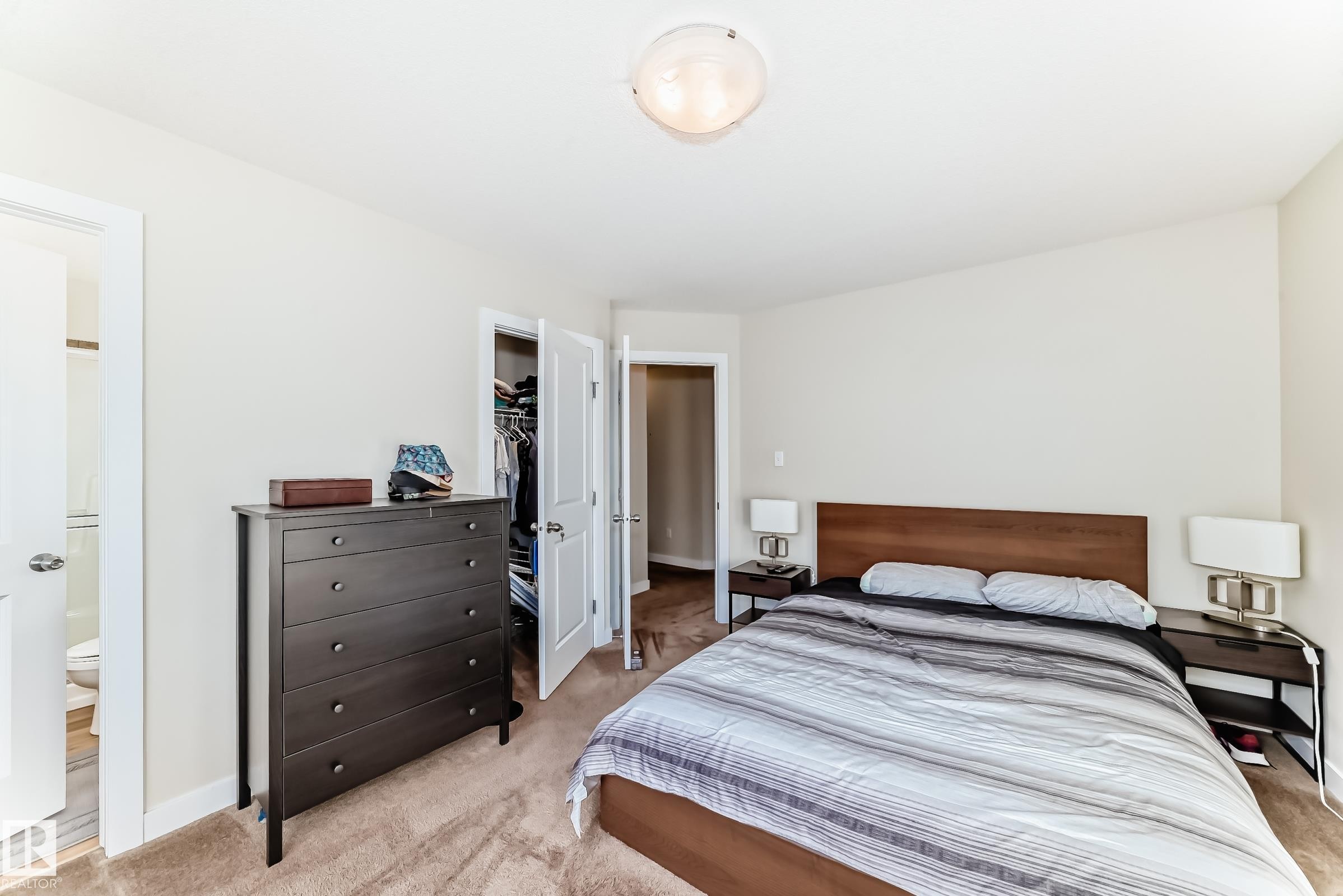 2 4950 Terwillegar Common, Edmonton, AB - Indoor Photo Showing Bedroom