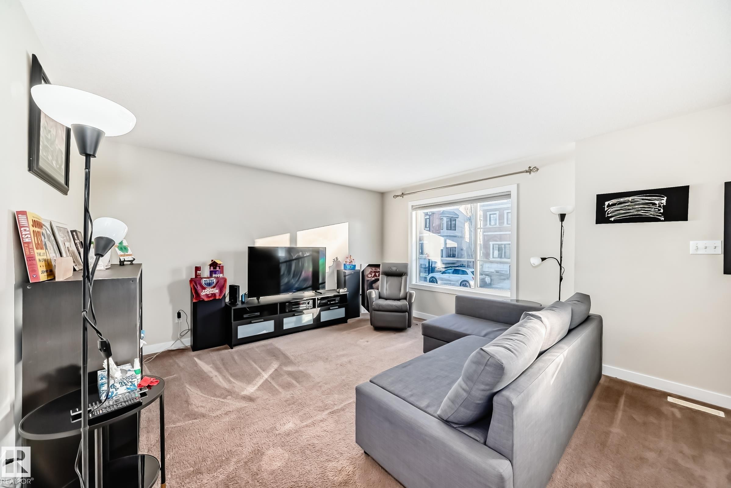 2 4950 Terwillegar Common, Edmonton, AB - Indoor Photo Showing Living Room