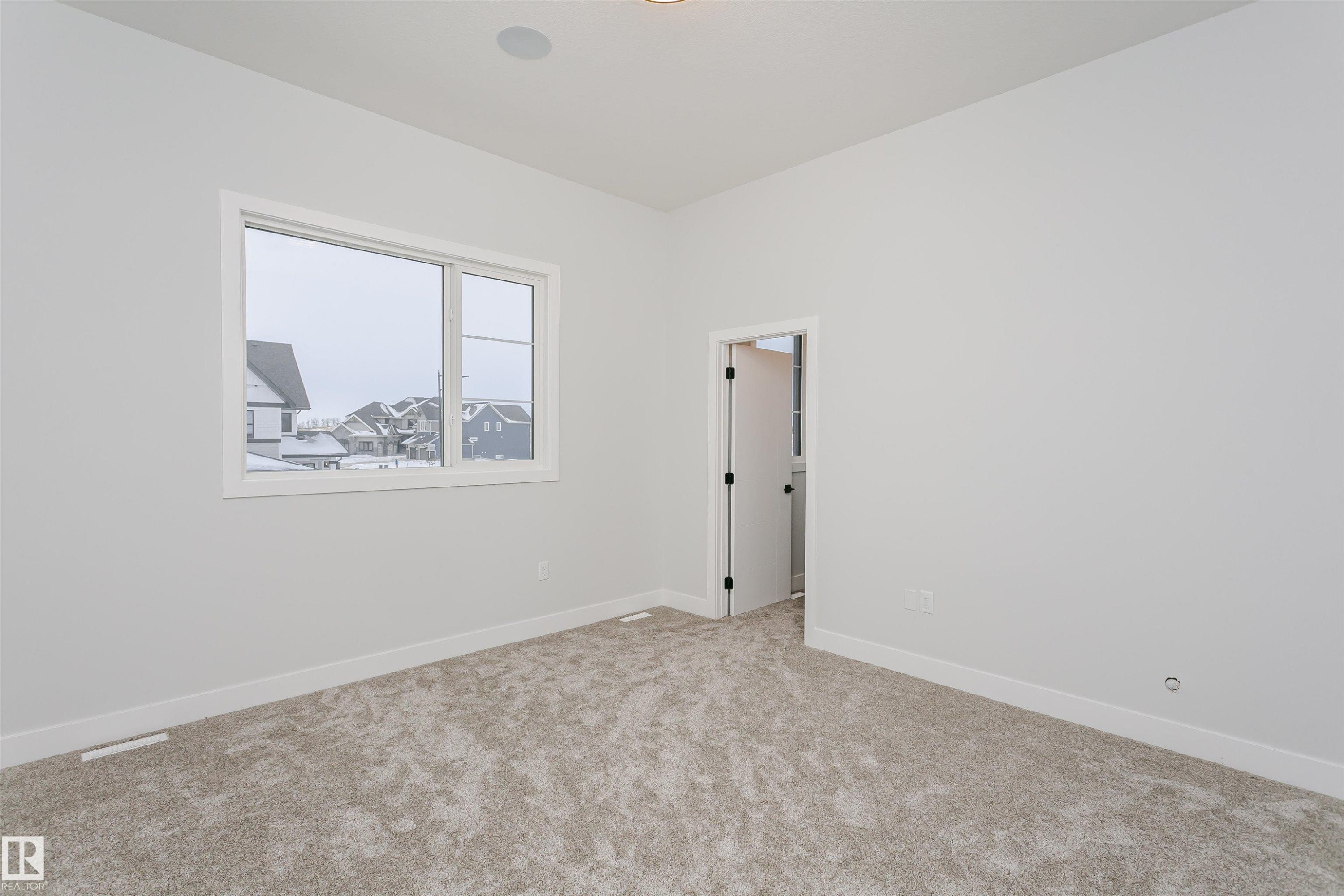 162 Edgewater Circle, Leduc, AB - Indoor Photo Showing Other Room