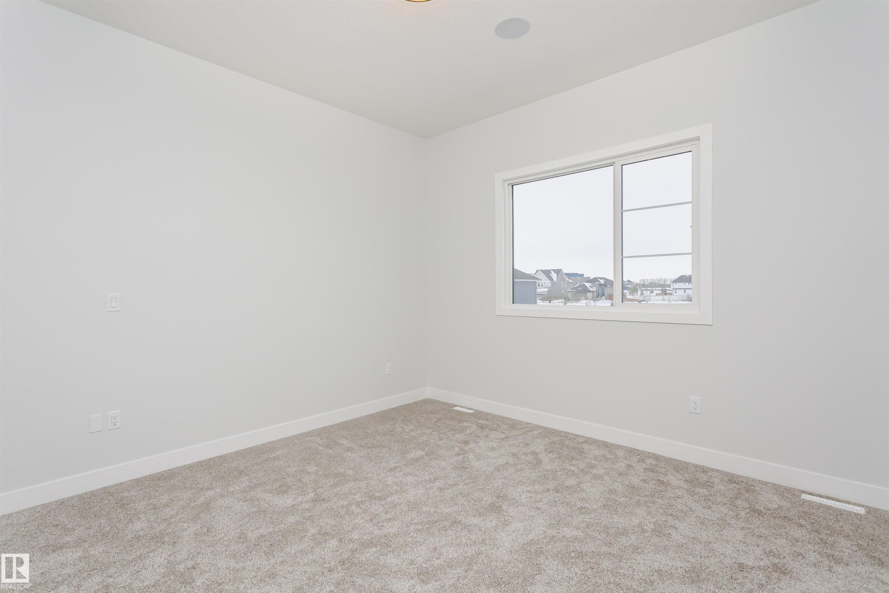 162 Edgewater Circle, Leduc, AB - Indoor Photo Showing Other Room