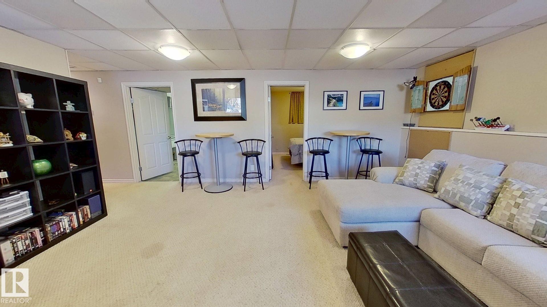 7515 10 Avenue, Edmonton, AB - Indoor