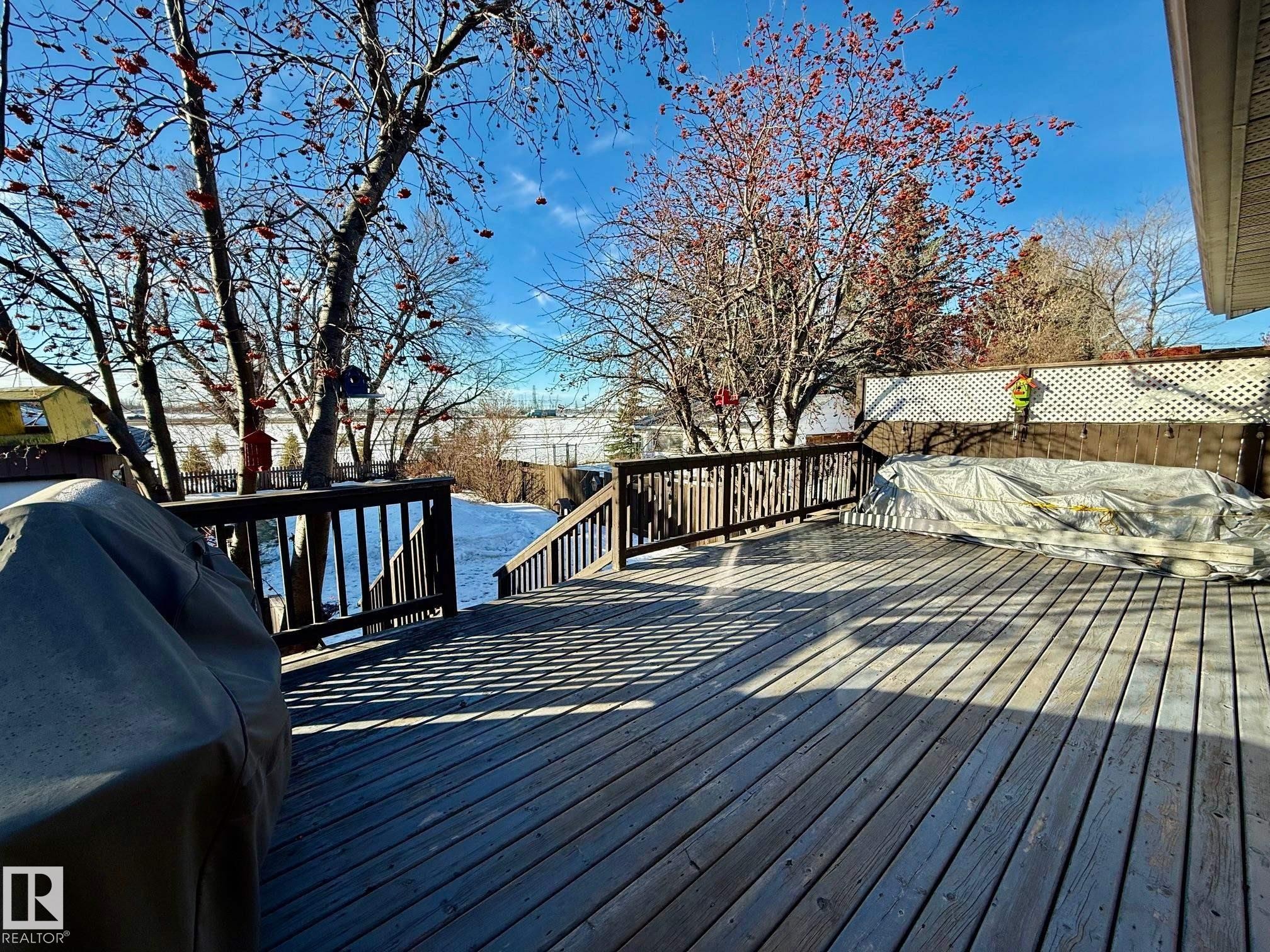7515 10 Avenue, Edmonton, AB - Outdoor With Deck Patio Veranda