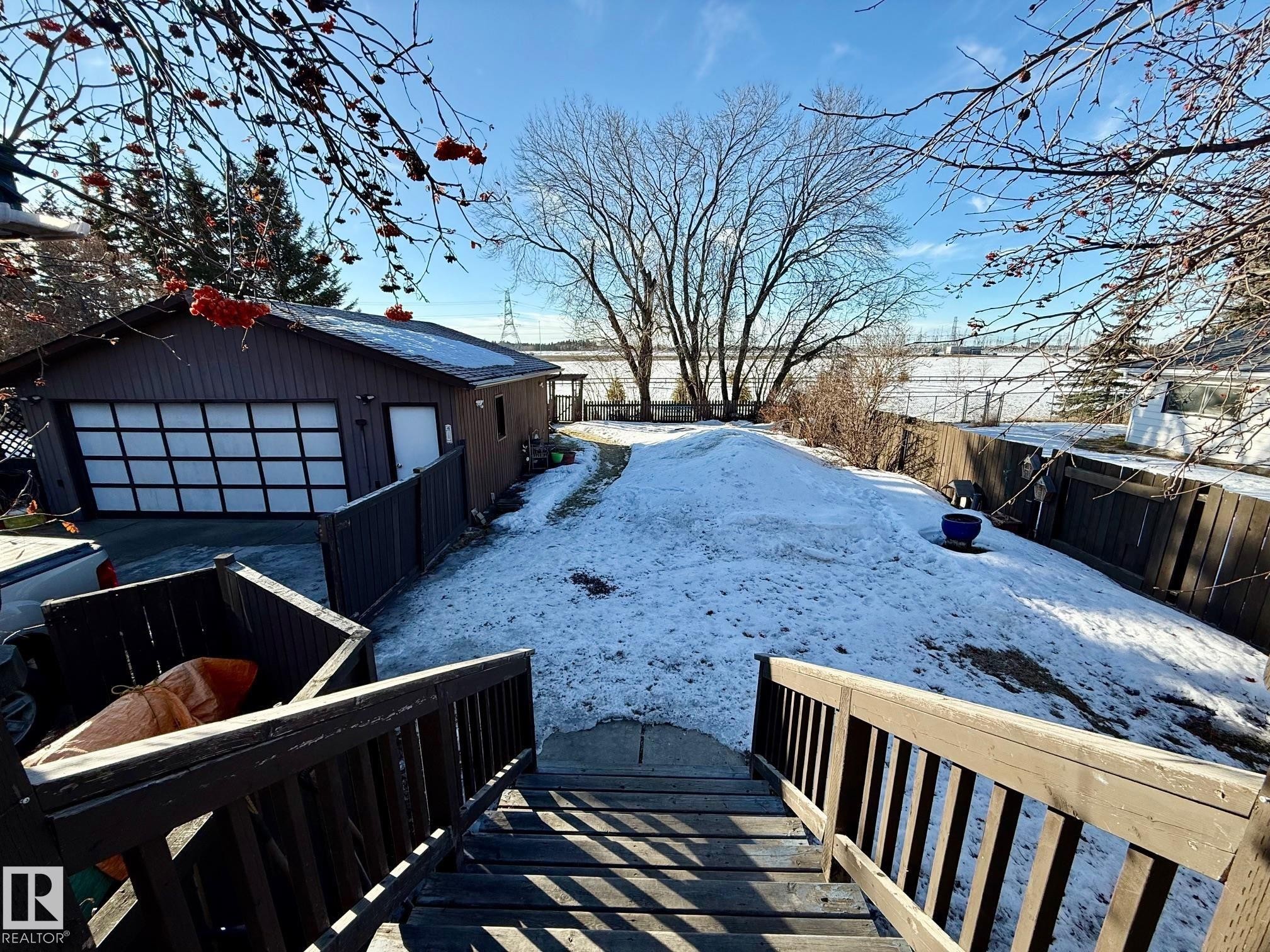 7515 10 Avenue, Edmonton, AB - Outdoor