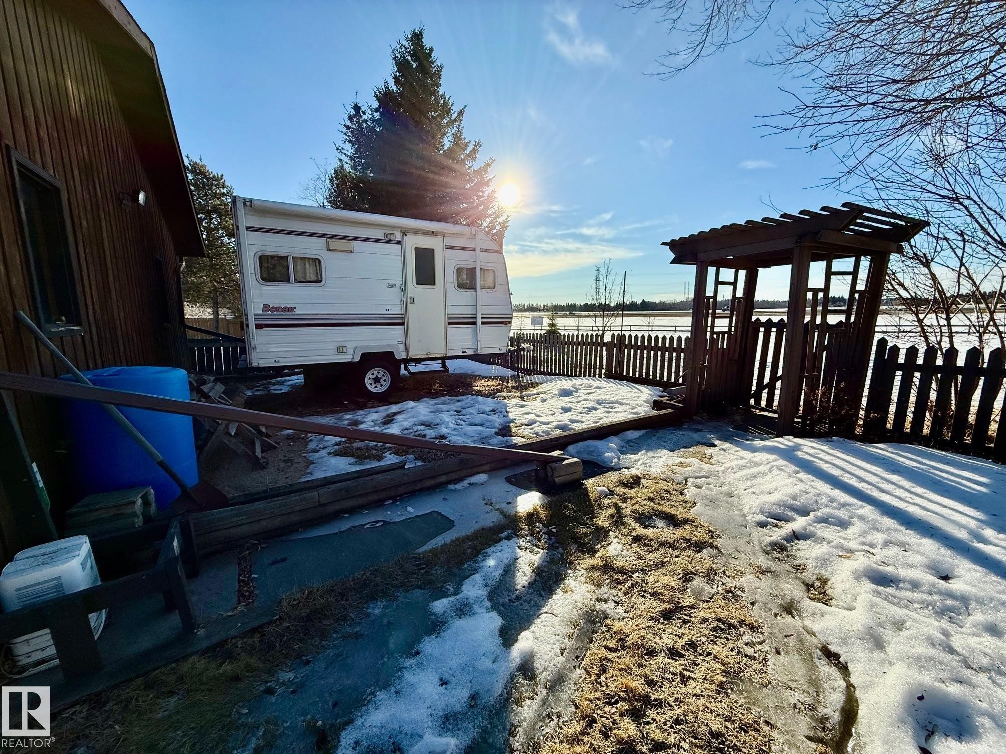 7515 10 Avenue, Edmonton, AB - Outdoor