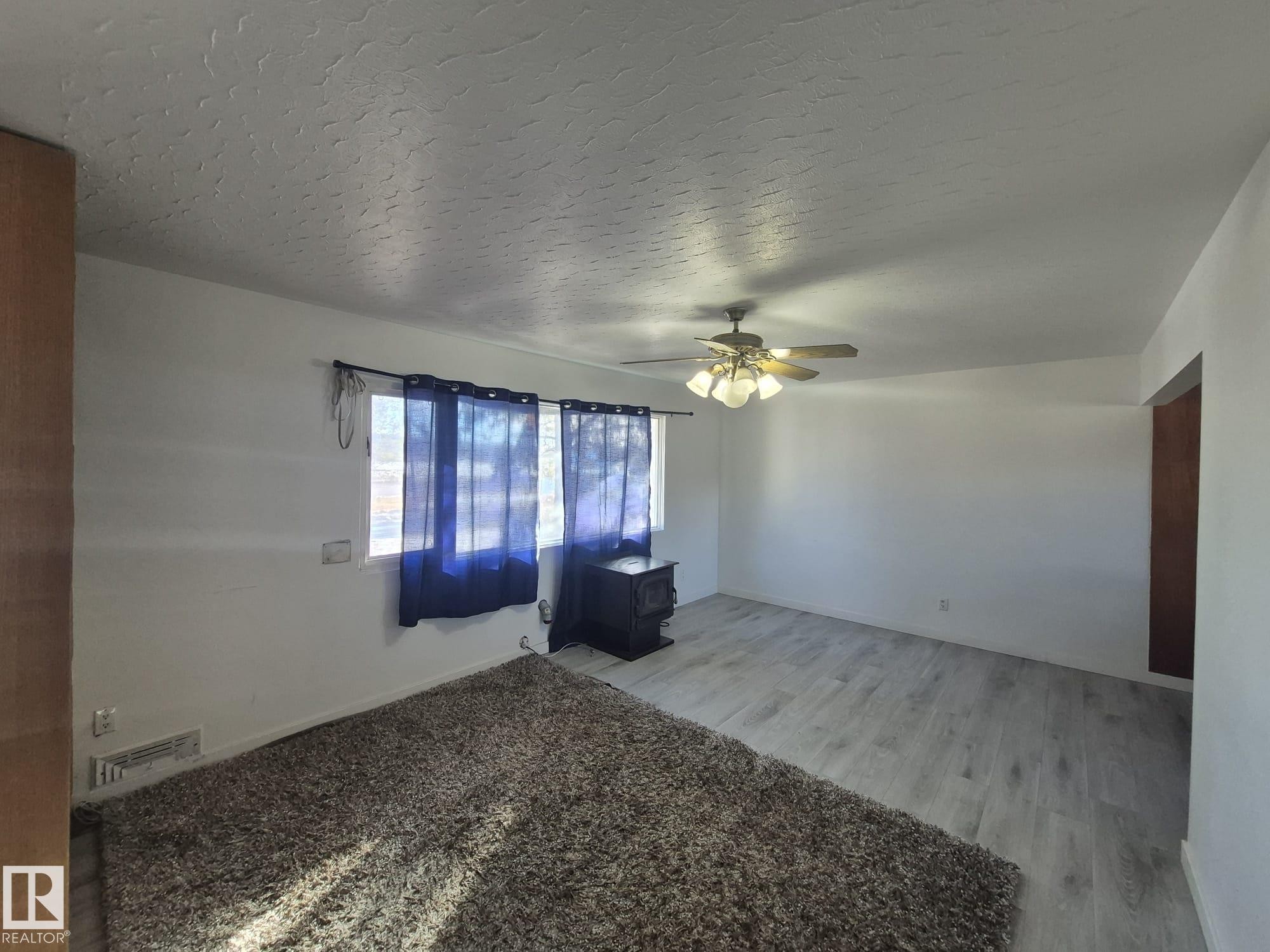 7920 Argyll Road, Edmonton, AB - Indoor Photo Showing Other Room