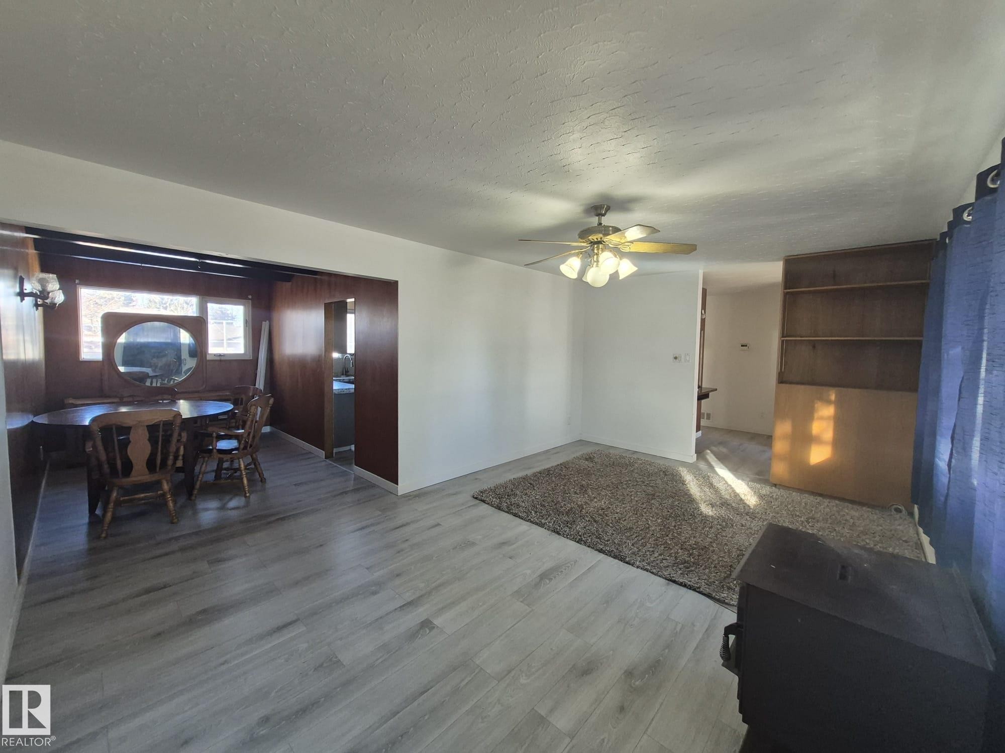 7920 Argyll Road, Edmonton, AB - Indoor Photo Showing Other Room