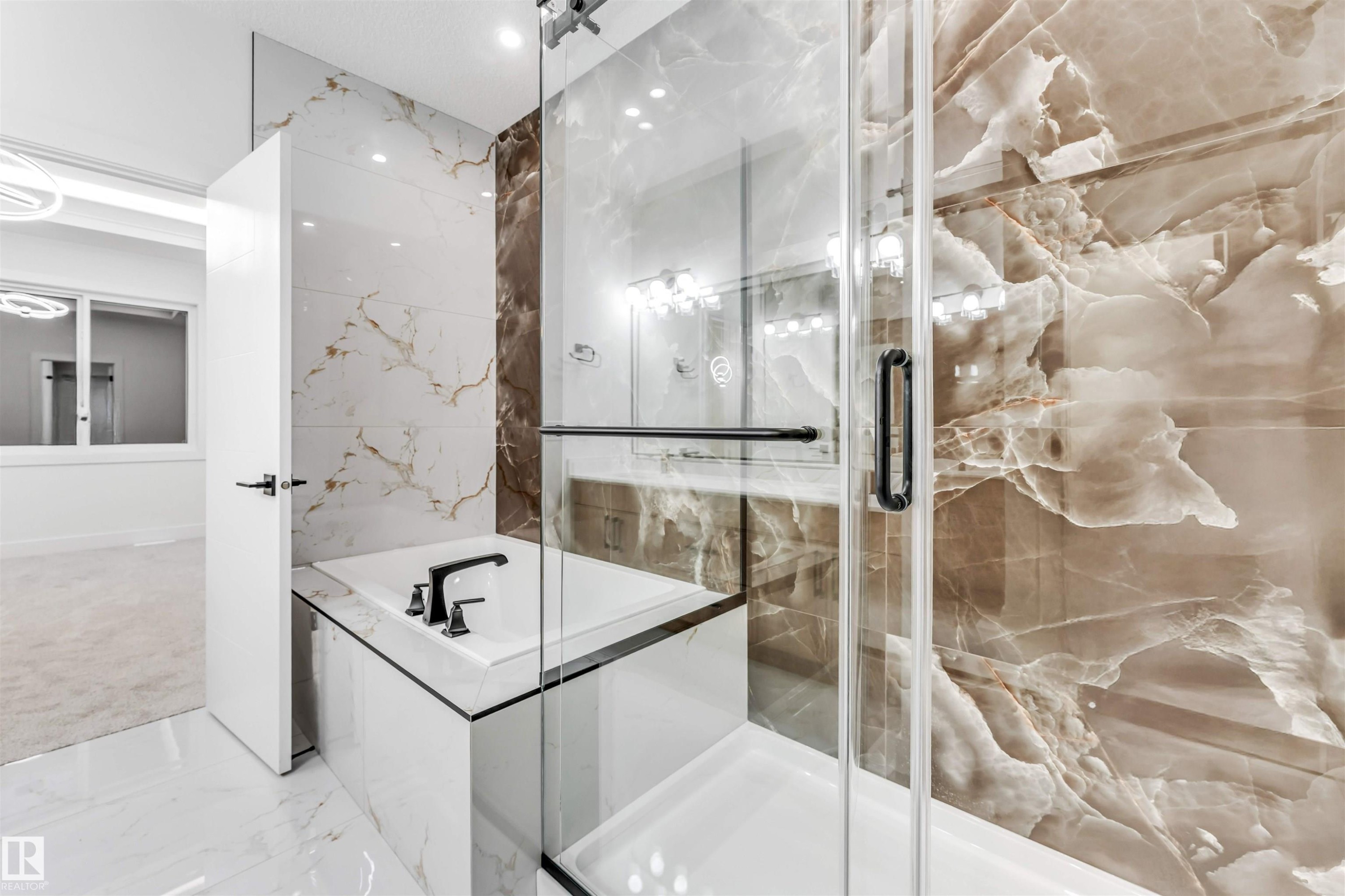 6310 20 Street, Rural Leduc County, AB - Indoor Photo Showing Bathroom