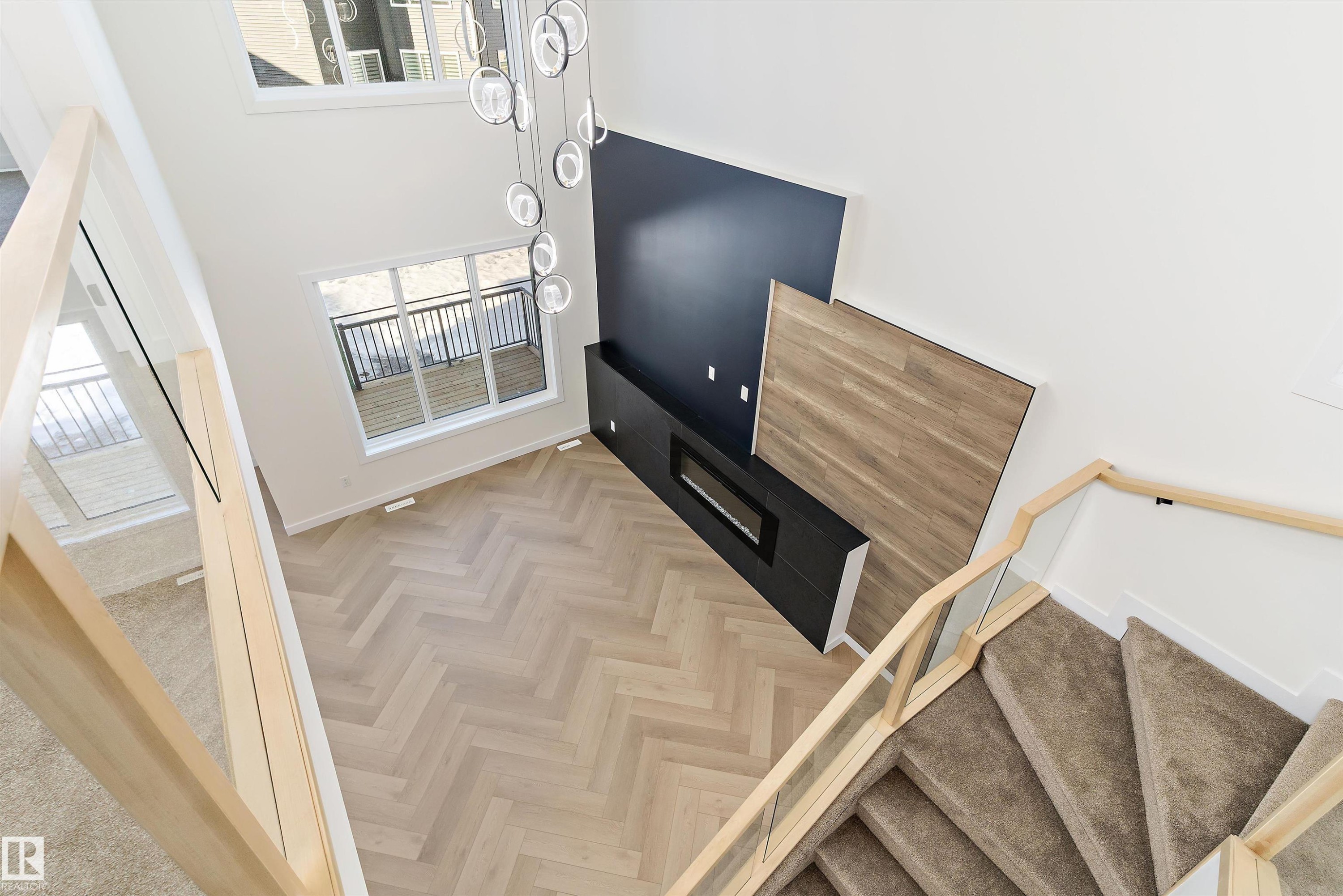 8916 Mayday Way, Edmonton, AB - Indoor Photo Showing Other Room