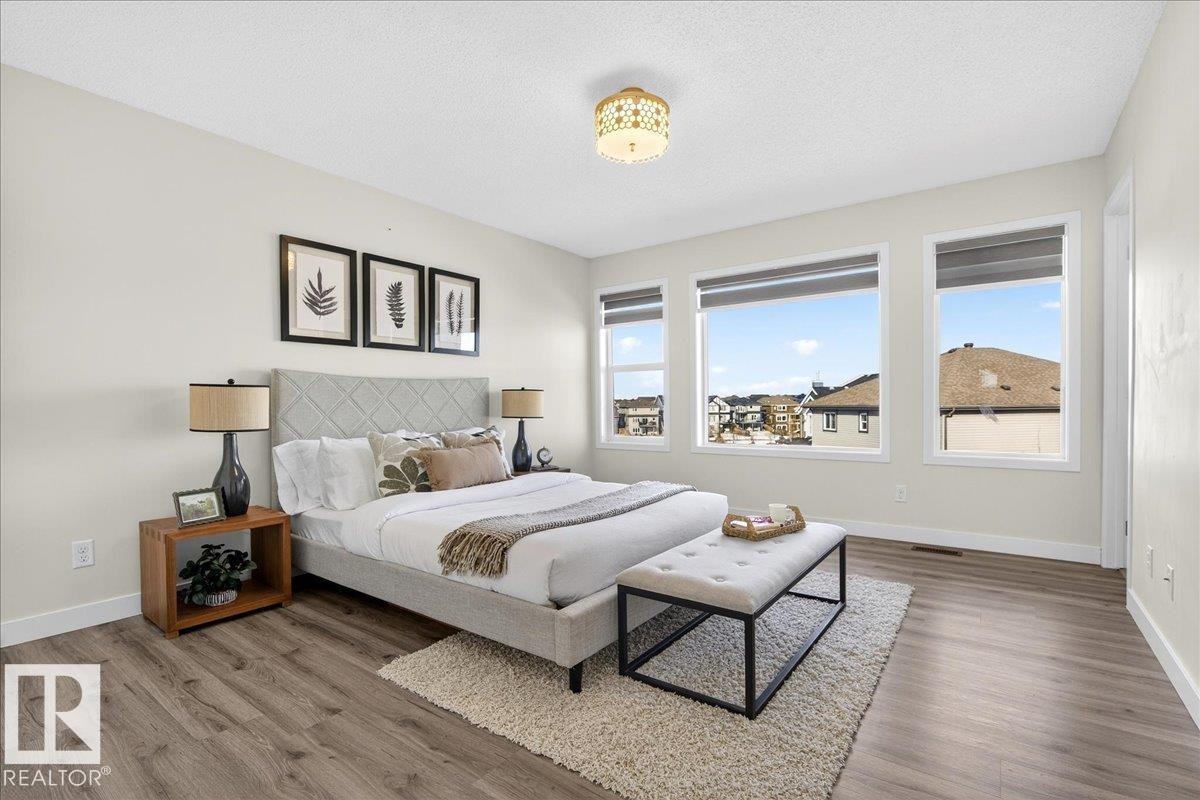 5404 22 Avenue, Edmonton, AB - Indoor Photo Showing Bedroom