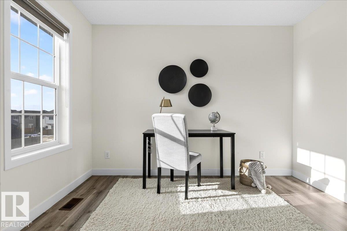 5404 22 Avenue, Edmonton, AB - Indoor Photo Showing Other Room