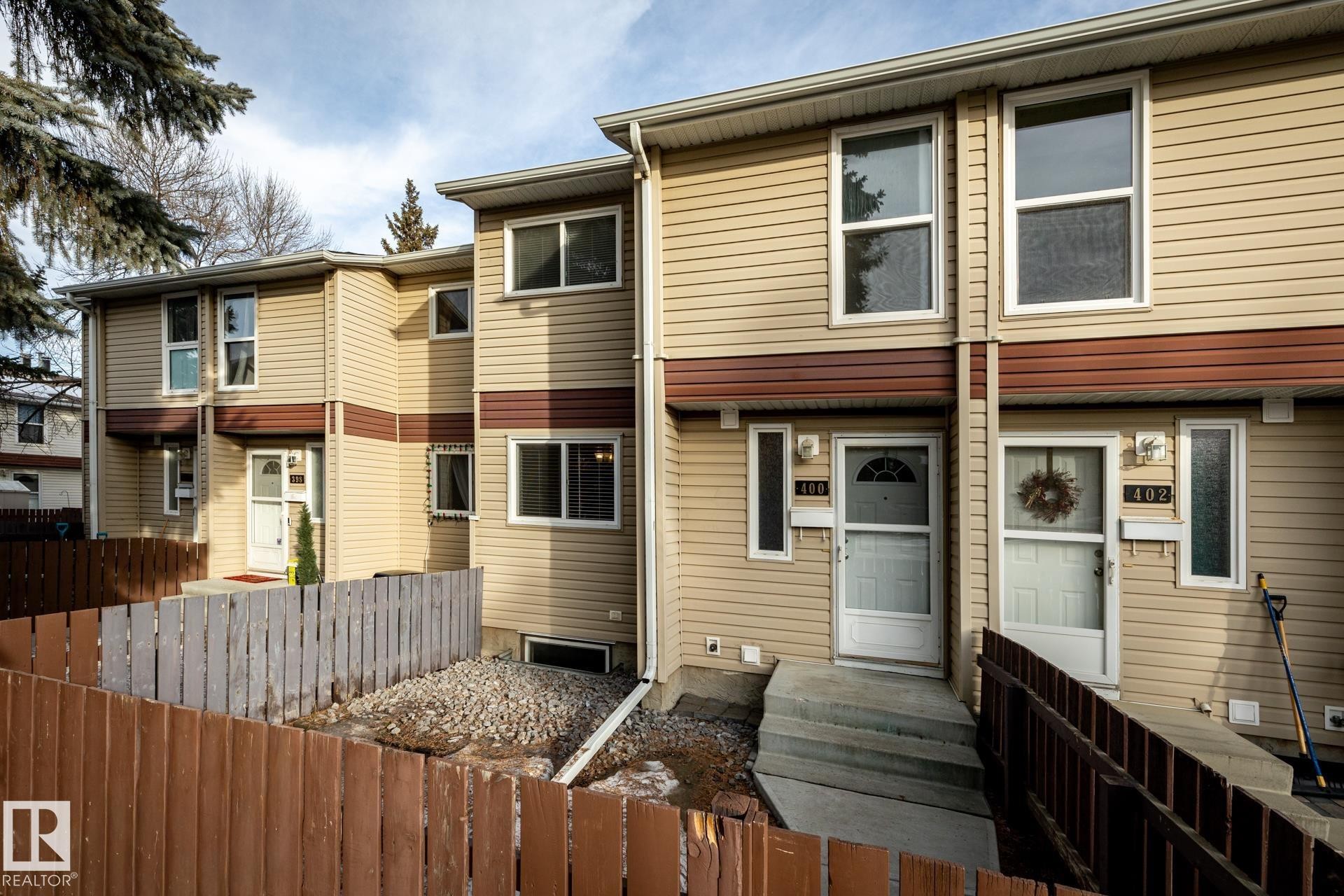 Edmonton, AB - Outdoor