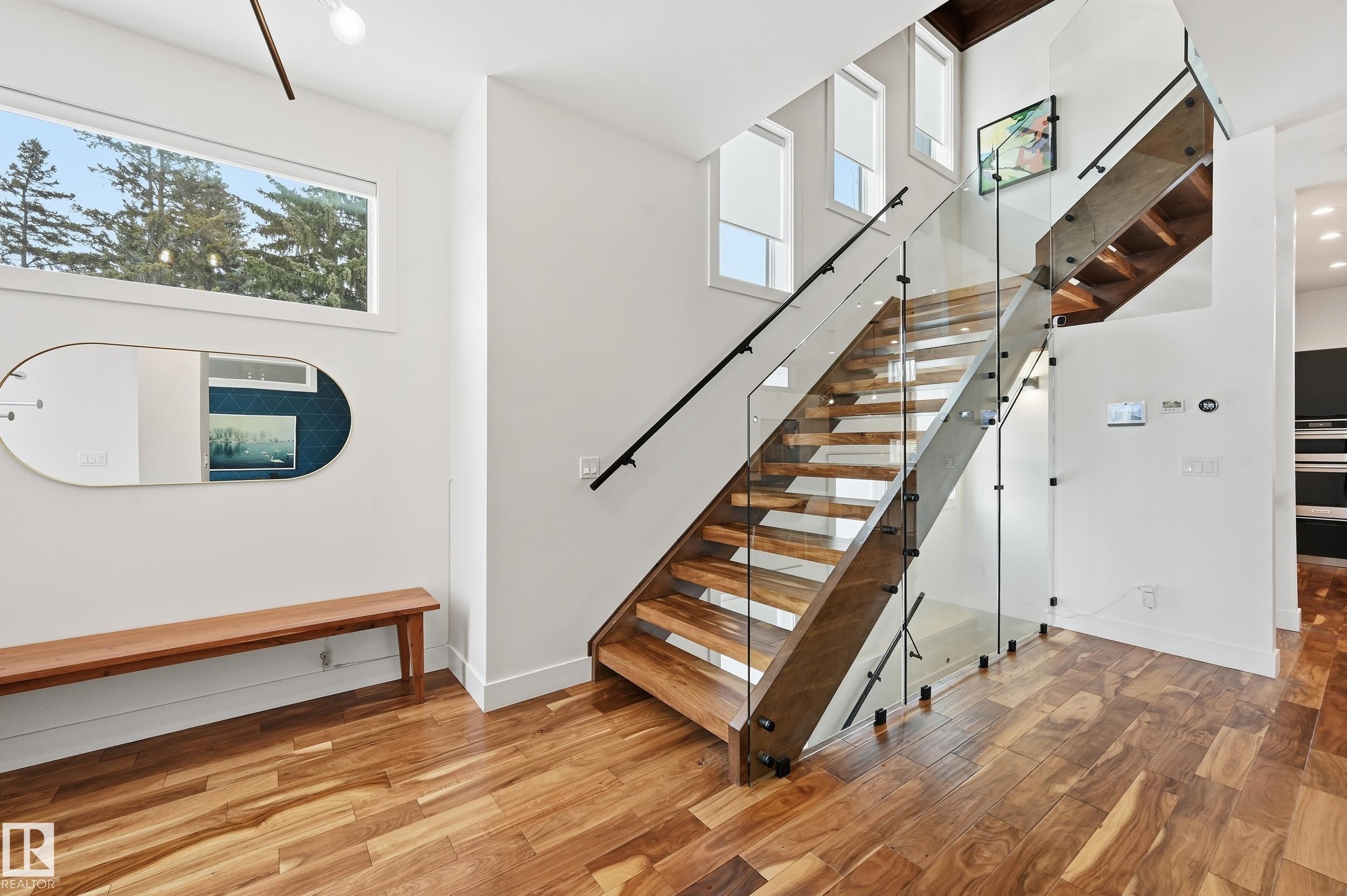 44B Valleyview Crescent, Edmonton, AB - Indoor Photo Showing Other Room