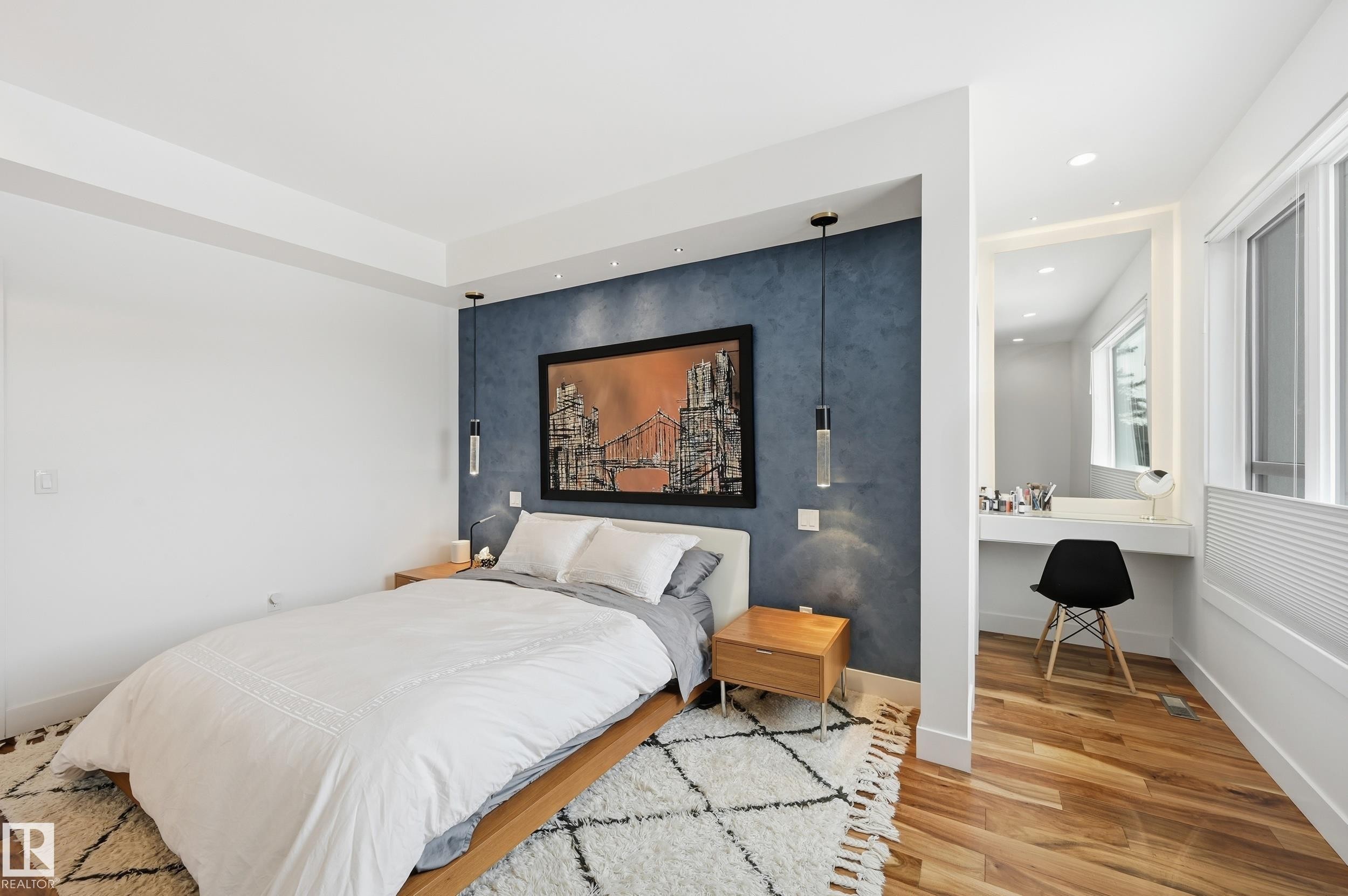 44B Valleyview Crescent, Edmonton, AB - Indoor Photo Showing Bedroom