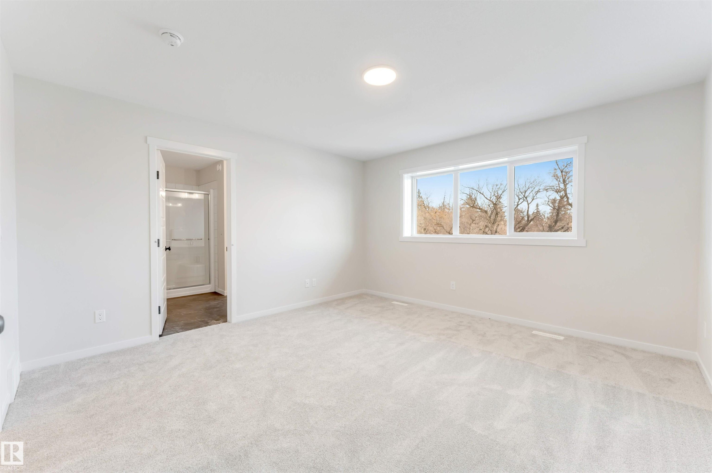 17811 7 St, Edmonton, AB - Indoor Photo Showing Other Room