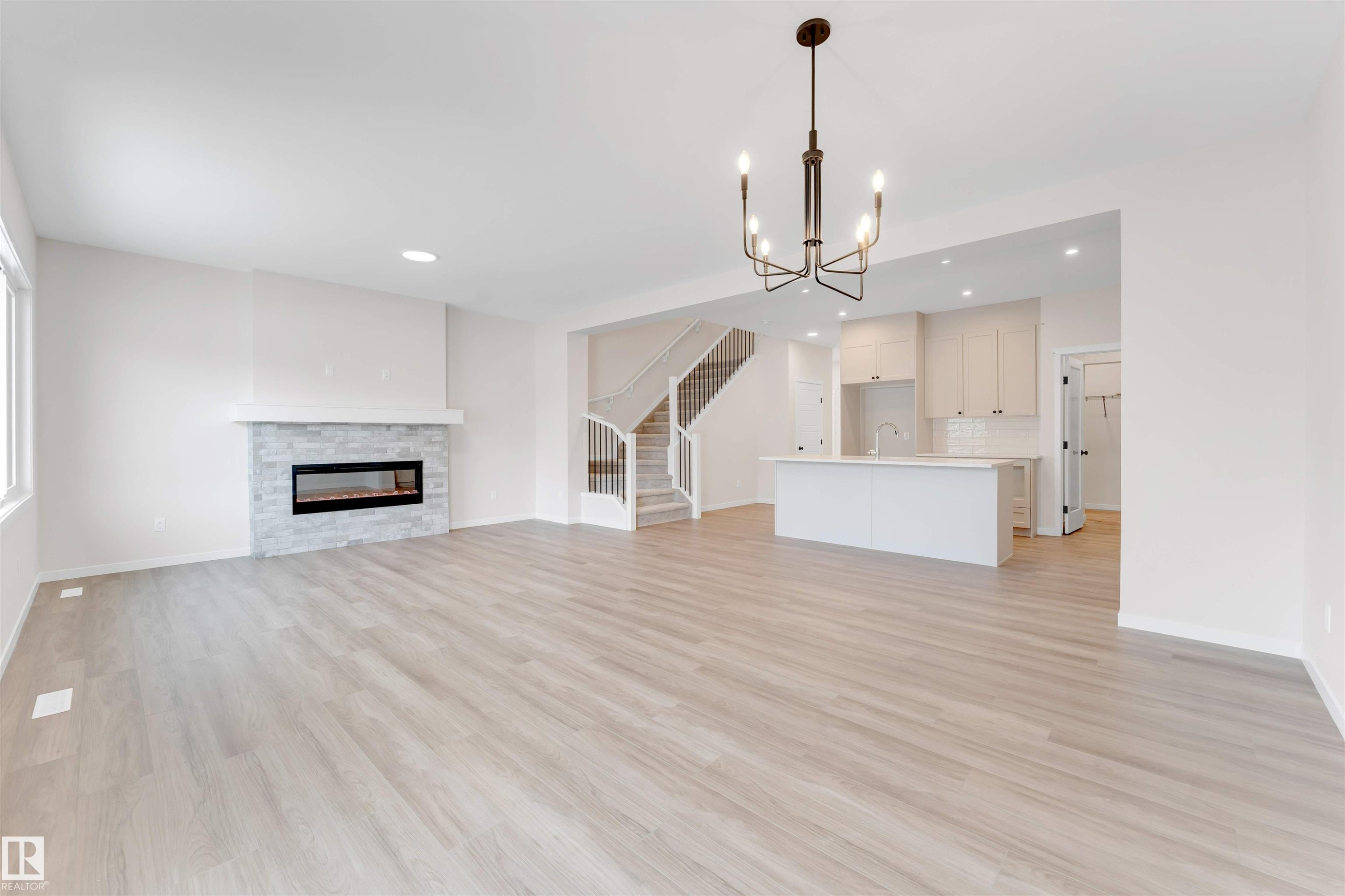 17811 7 St, Edmonton, AB - Indoor With Fireplace