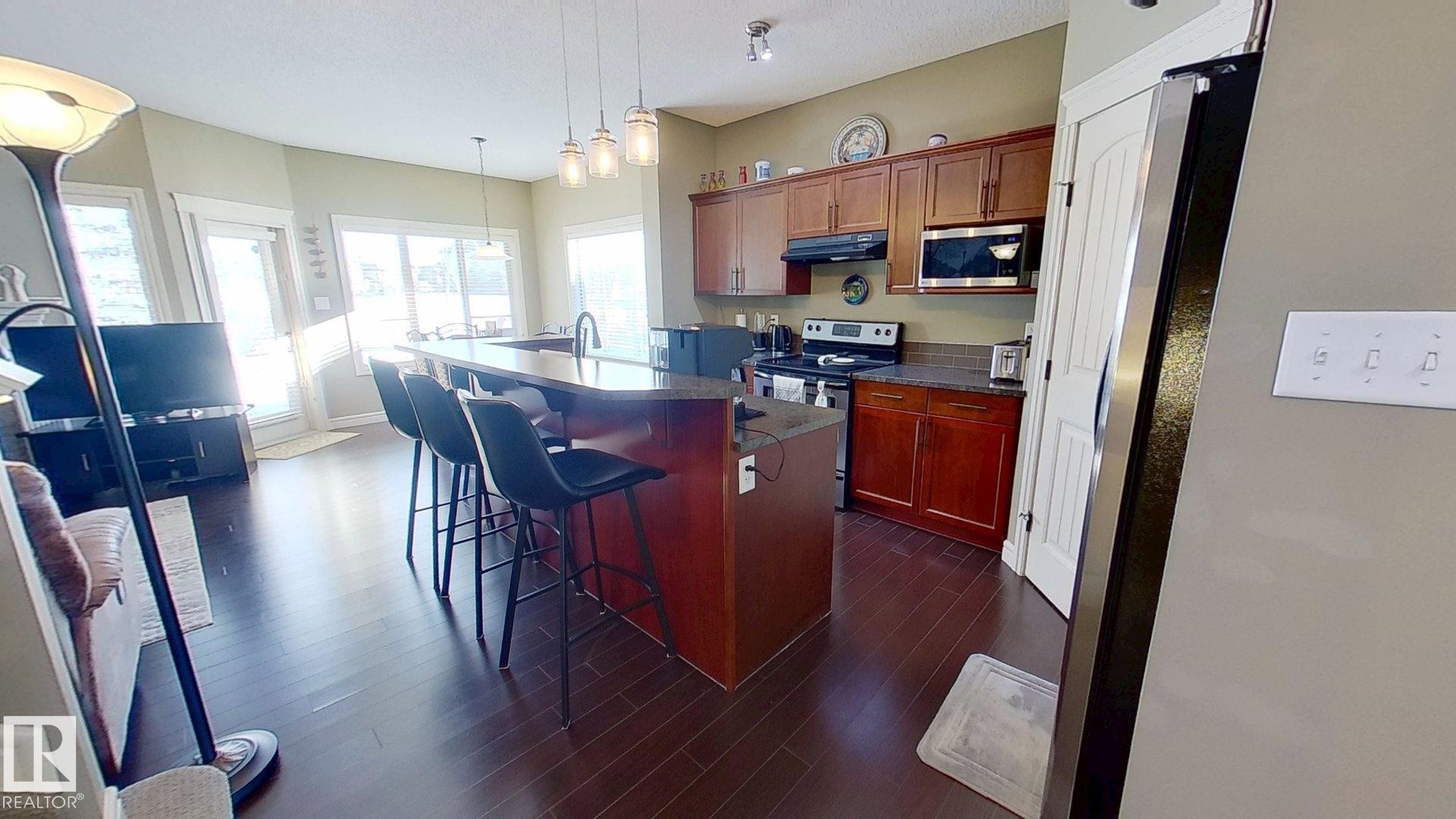 2241 Austin Way, Edmonton, AB - Indoor