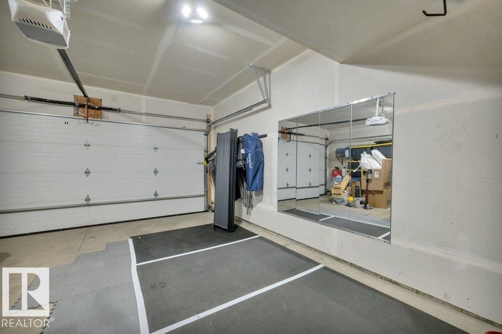 5 150 Everitt Dr, St. Albert, AB - Indoor Photo Showing Garage
