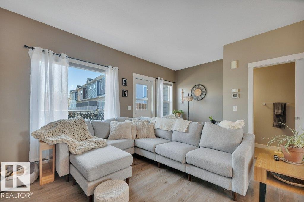 5 150 Everitt Dr, St. Albert, AB - Indoor Photo Showing Living Room