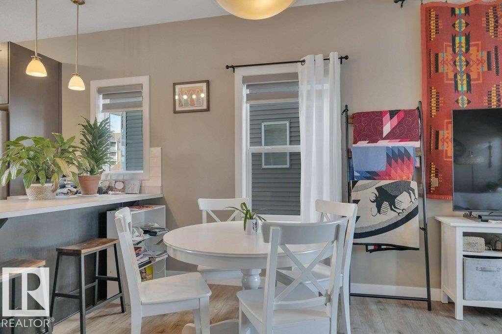 5 150 Everitt Dr, St. Albert, AB - Indoor Photo Showing Dining Room