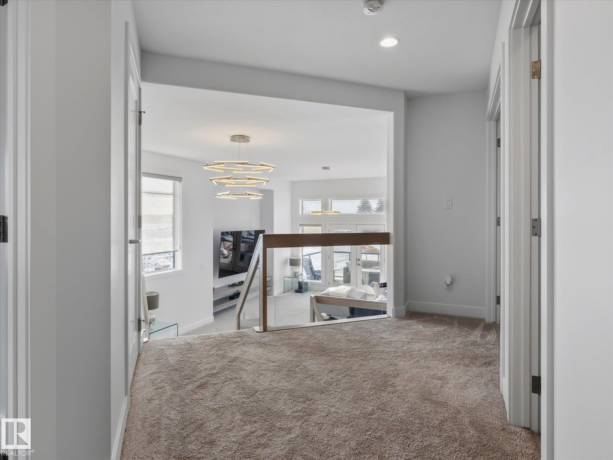 1562 Howes Place, Edmonton, AB - Indoor Photo Showing Other Room