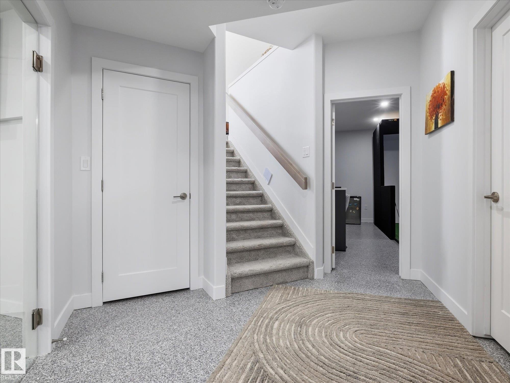 1562 Howes Place, Edmonton, AB - Indoor Photo Showing Other Room