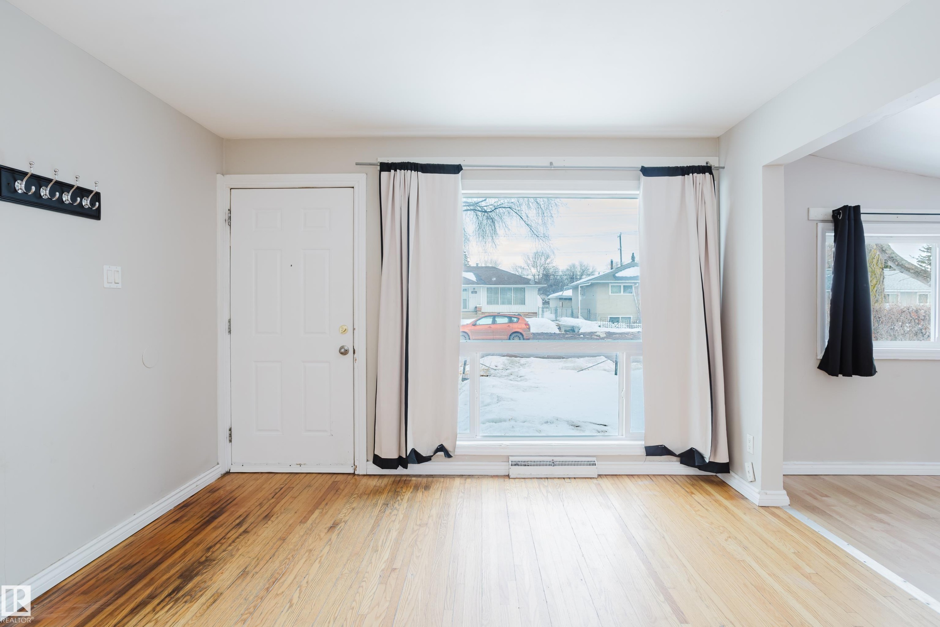 12844 103 Street, Edmonton, AB - Indoor Photo Showing Other Room