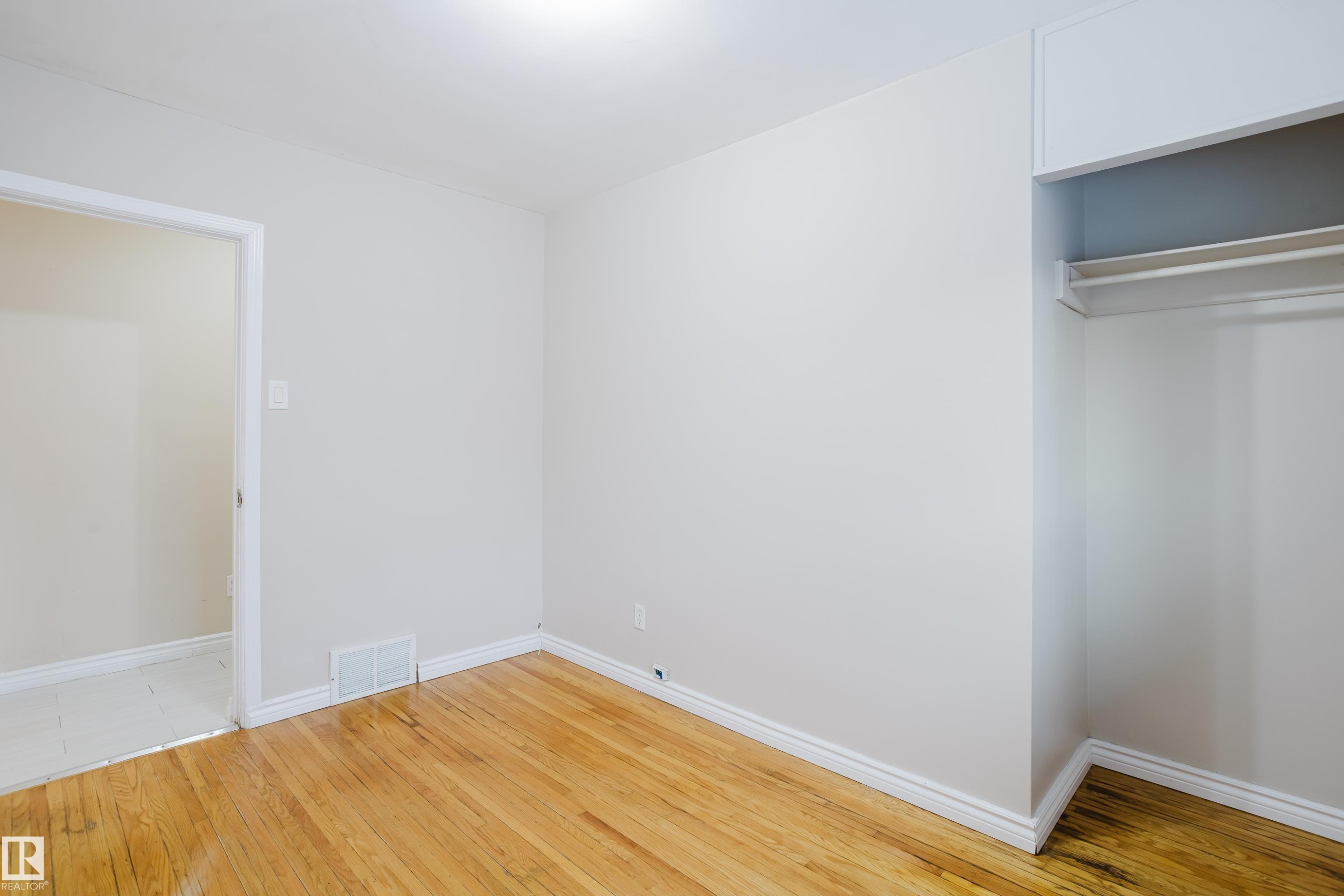 12844 103 Street, Edmonton, AB - Indoor Photo Showing Other Room