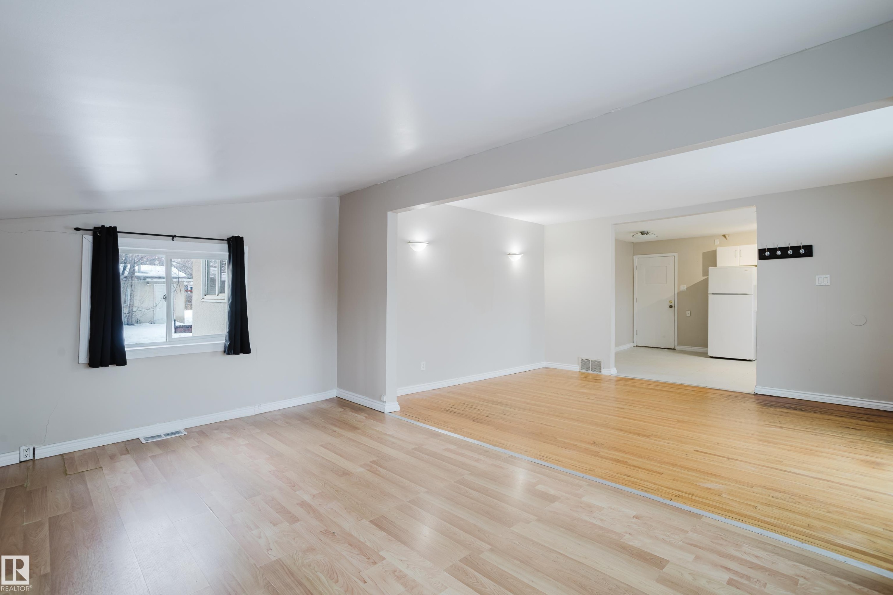 12844 103 Street, Edmonton, AB - Indoor