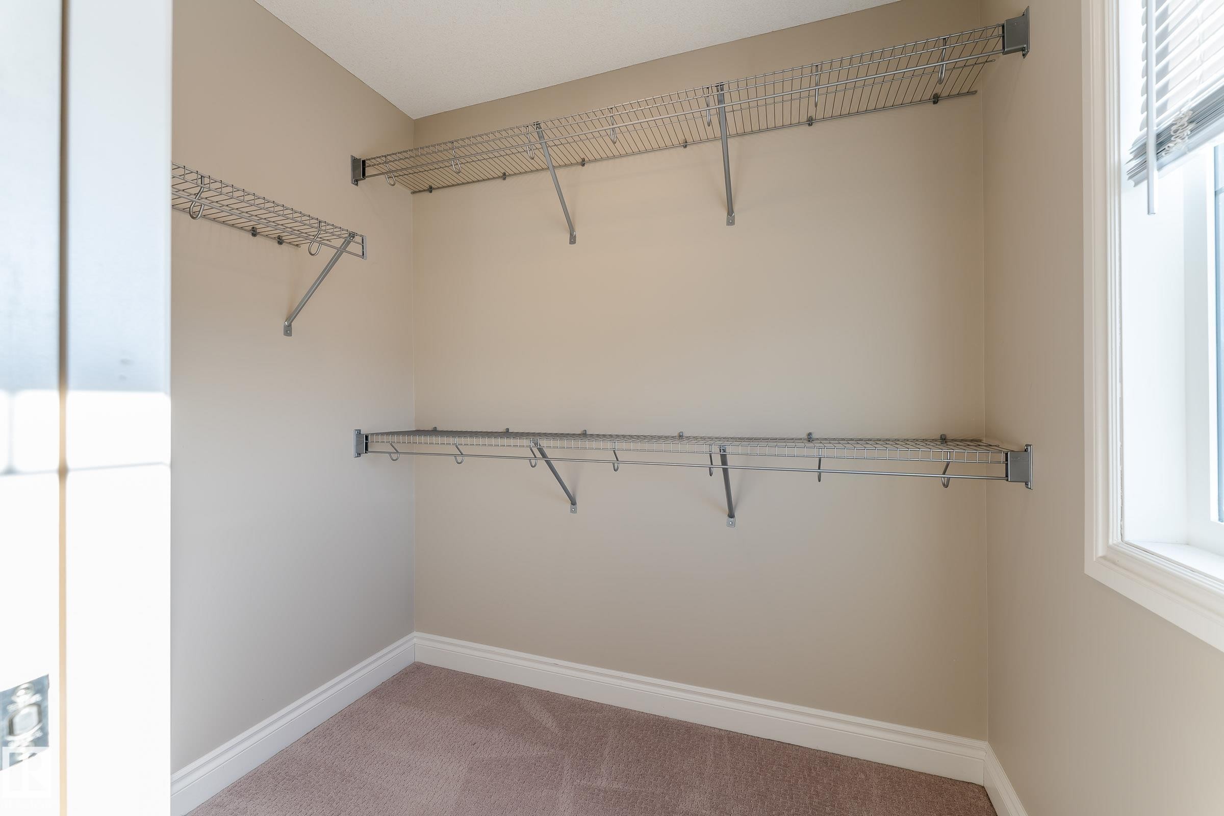 17614 8 Avenue, Edmonton, AB - Indoor With Storage