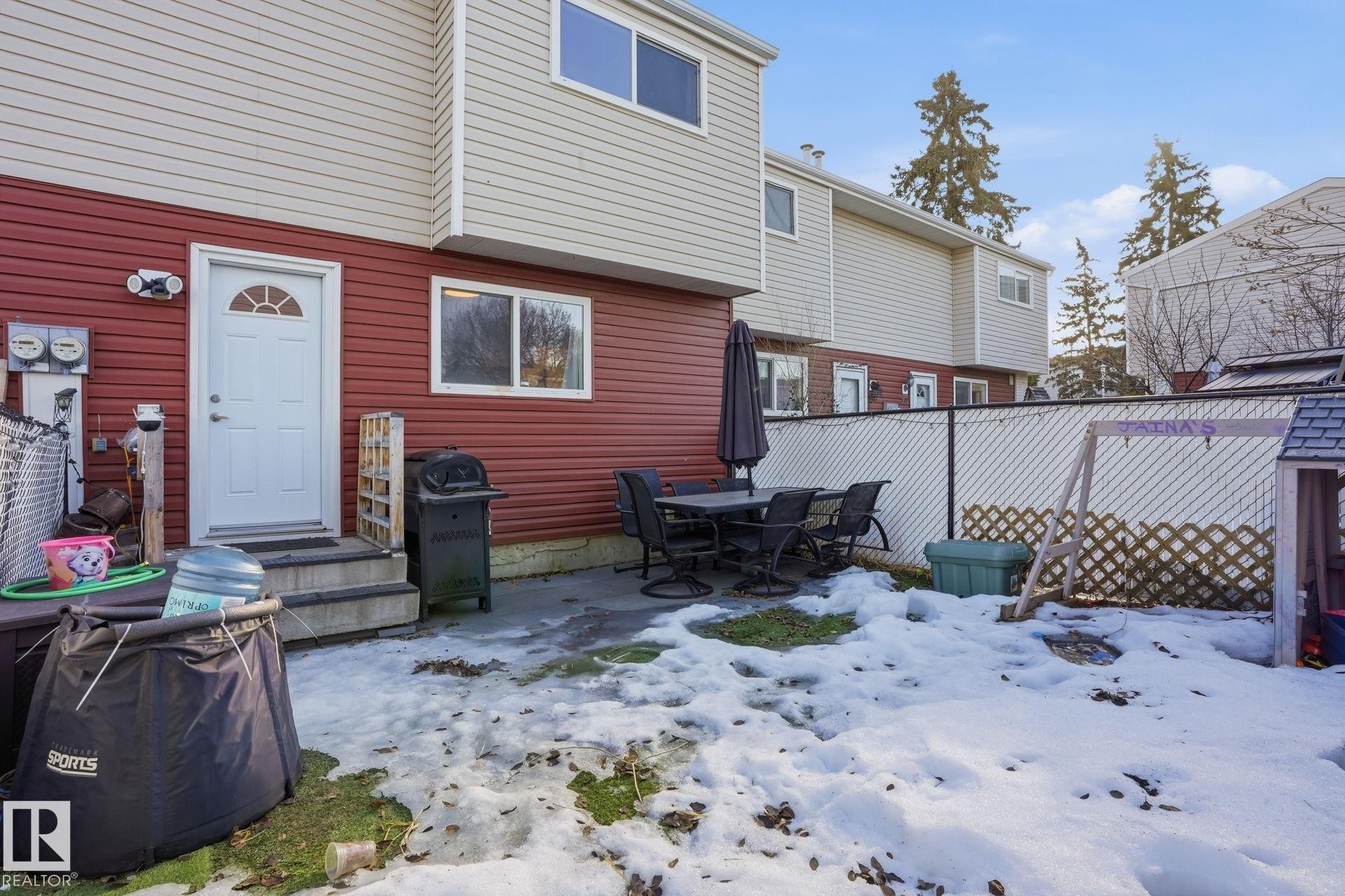 160 Habitat Crescent, Edmonton, AB - Outdoor With Exterior