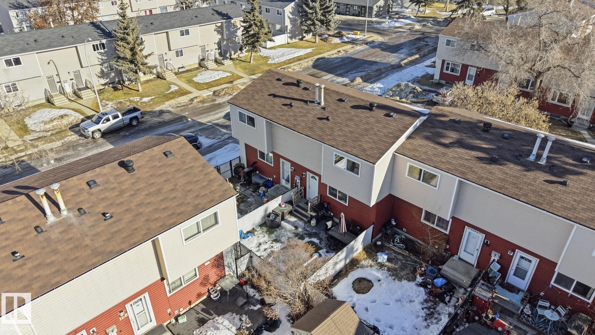160 Habitat Crescent, Edmonton, AB - Outdoor
