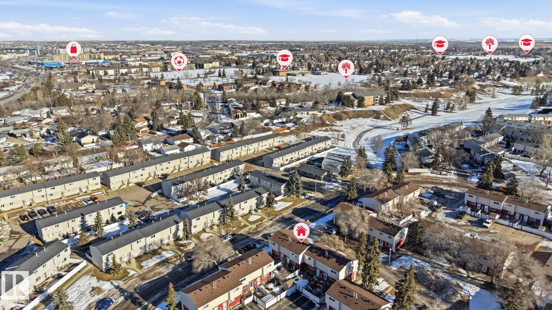 160 Habitat Crescent, Edmonton, AB - Outdoor With View
