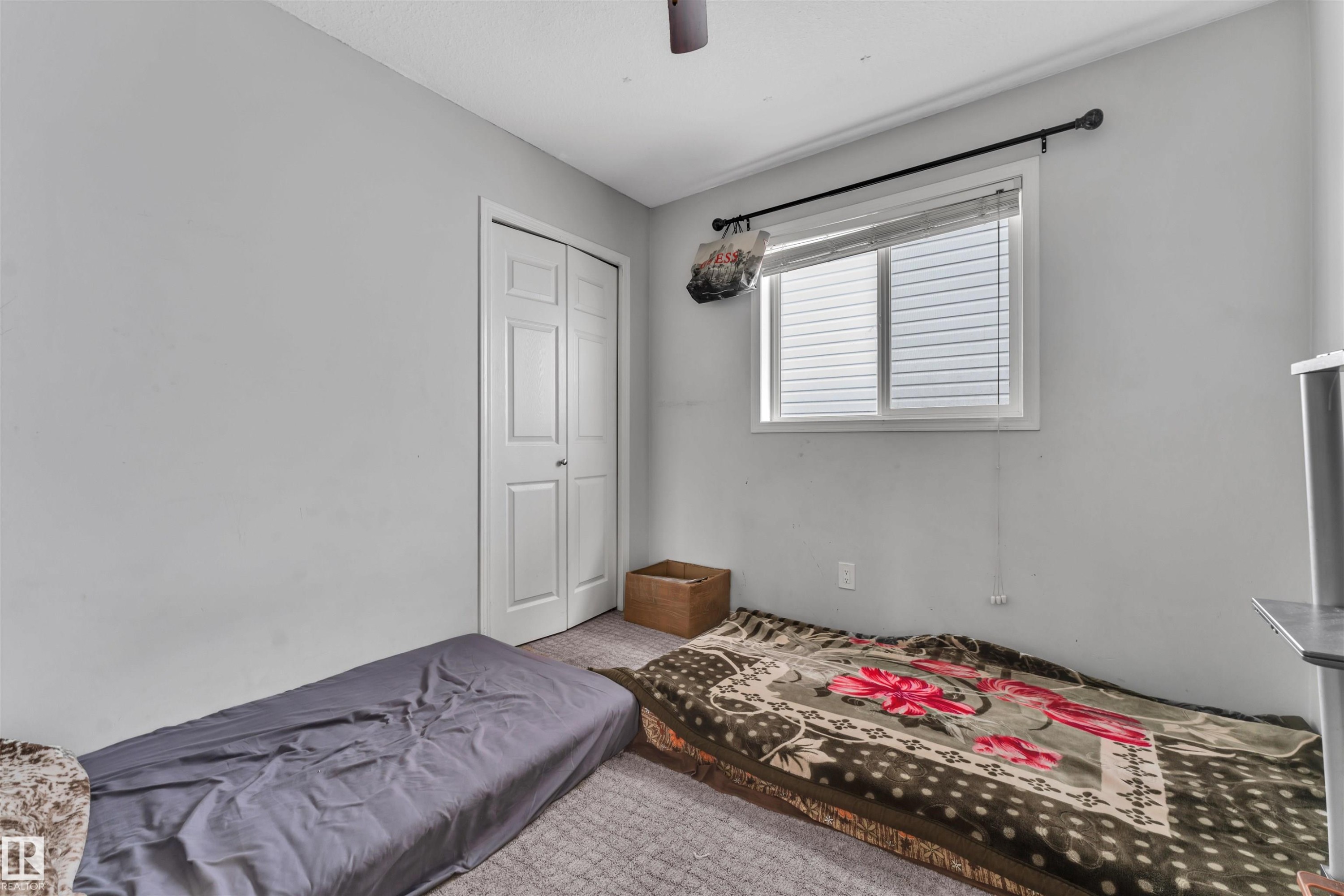 3307 24 Av, Edmonton, AB - Indoor Photo Showing Bedroom