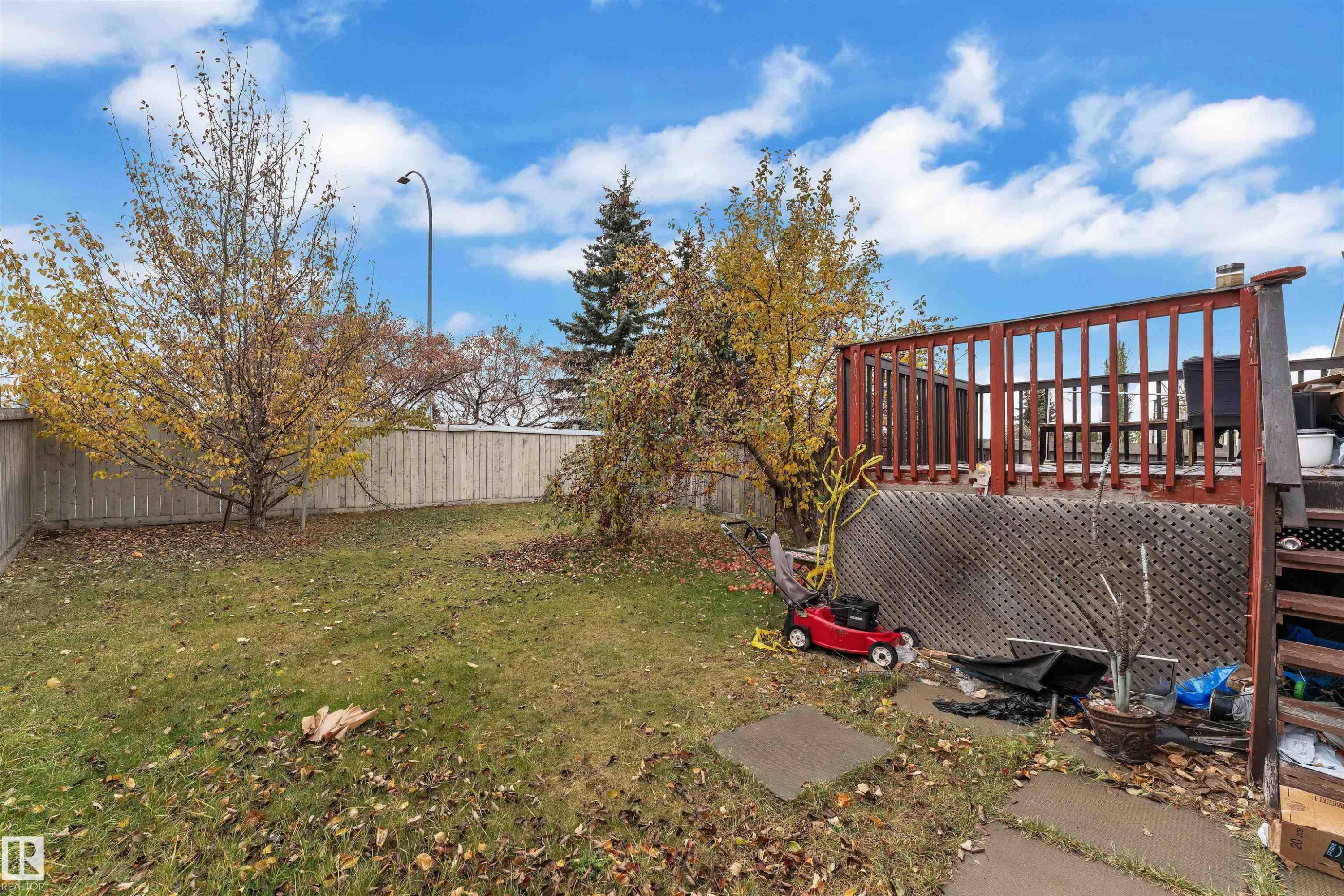 3307 24 Av, Edmonton, AB - Outdoor