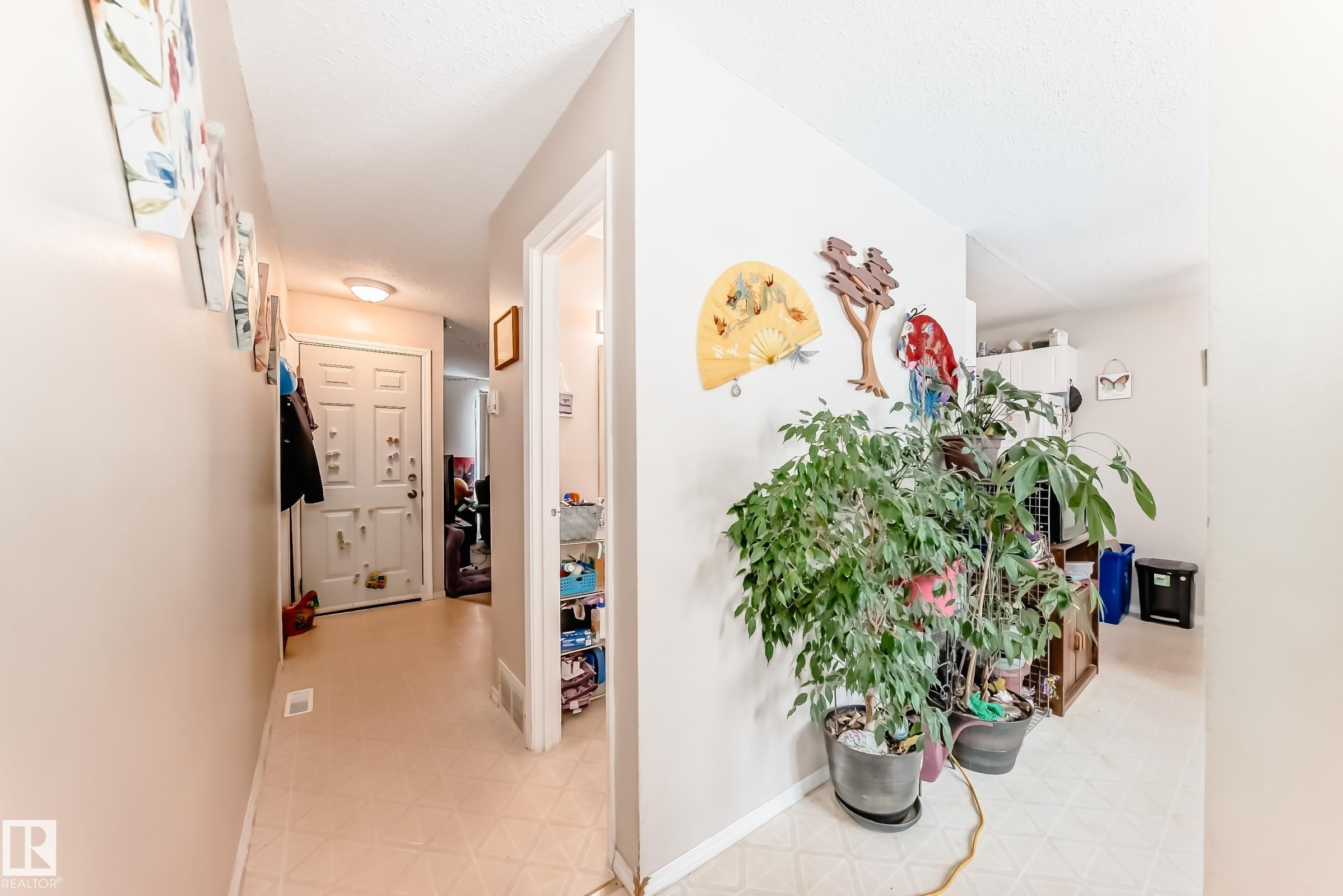 208 11421 34 Street, Edmonton, AB - Indoor Photo Showing Other Room