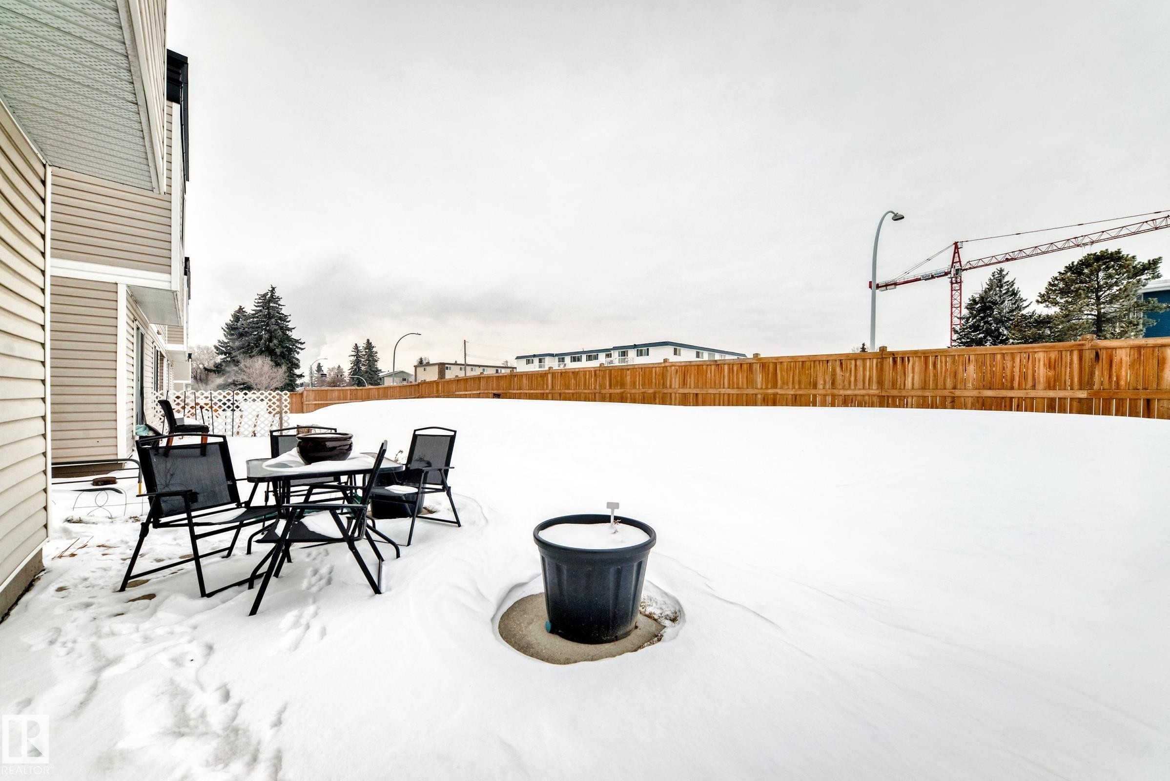 208 11421 34 Street, Edmonton, AB - Outdoor