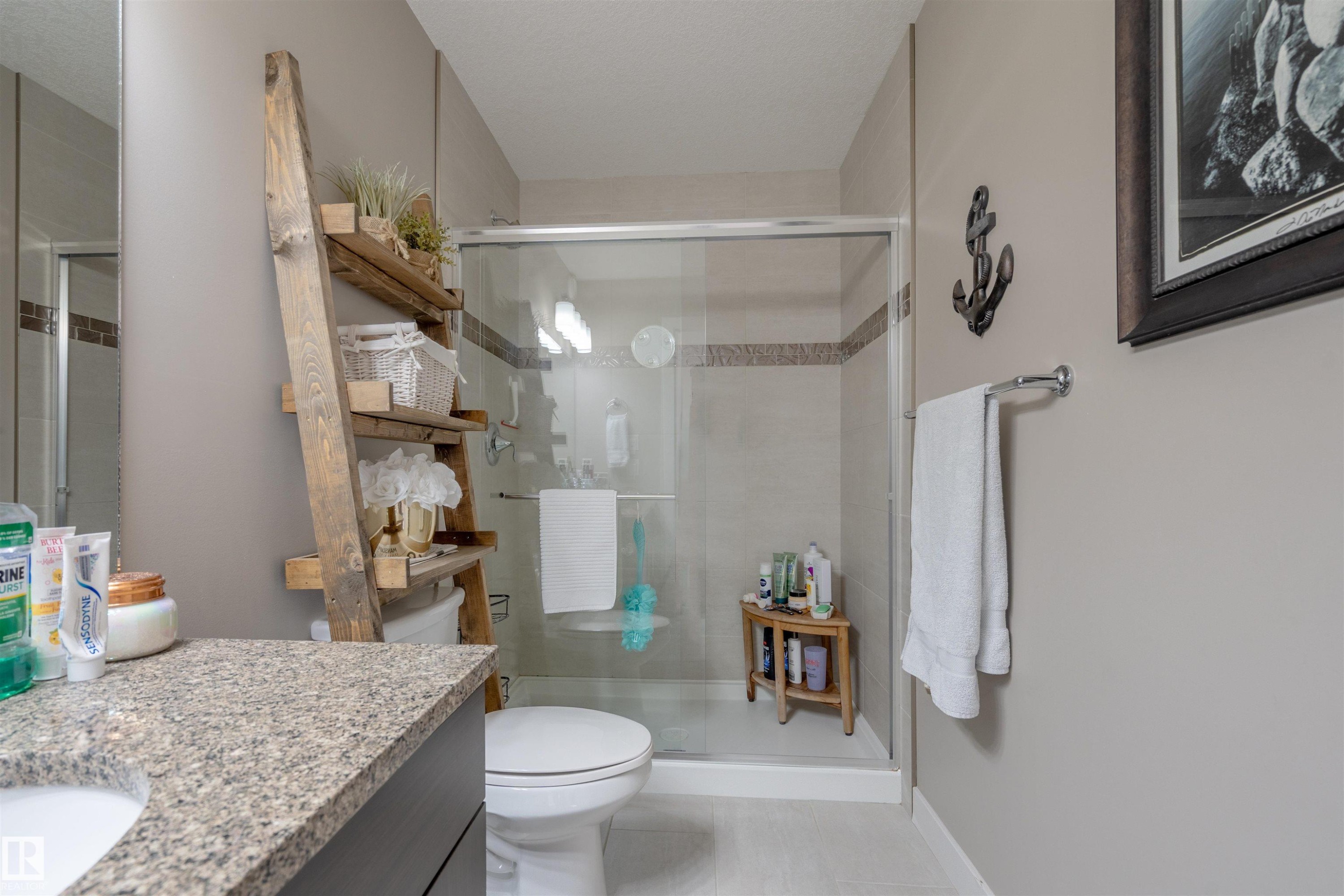 2 1480 Watt Drive, Edmonton, AB - Indoor Photo Showing Bathroom