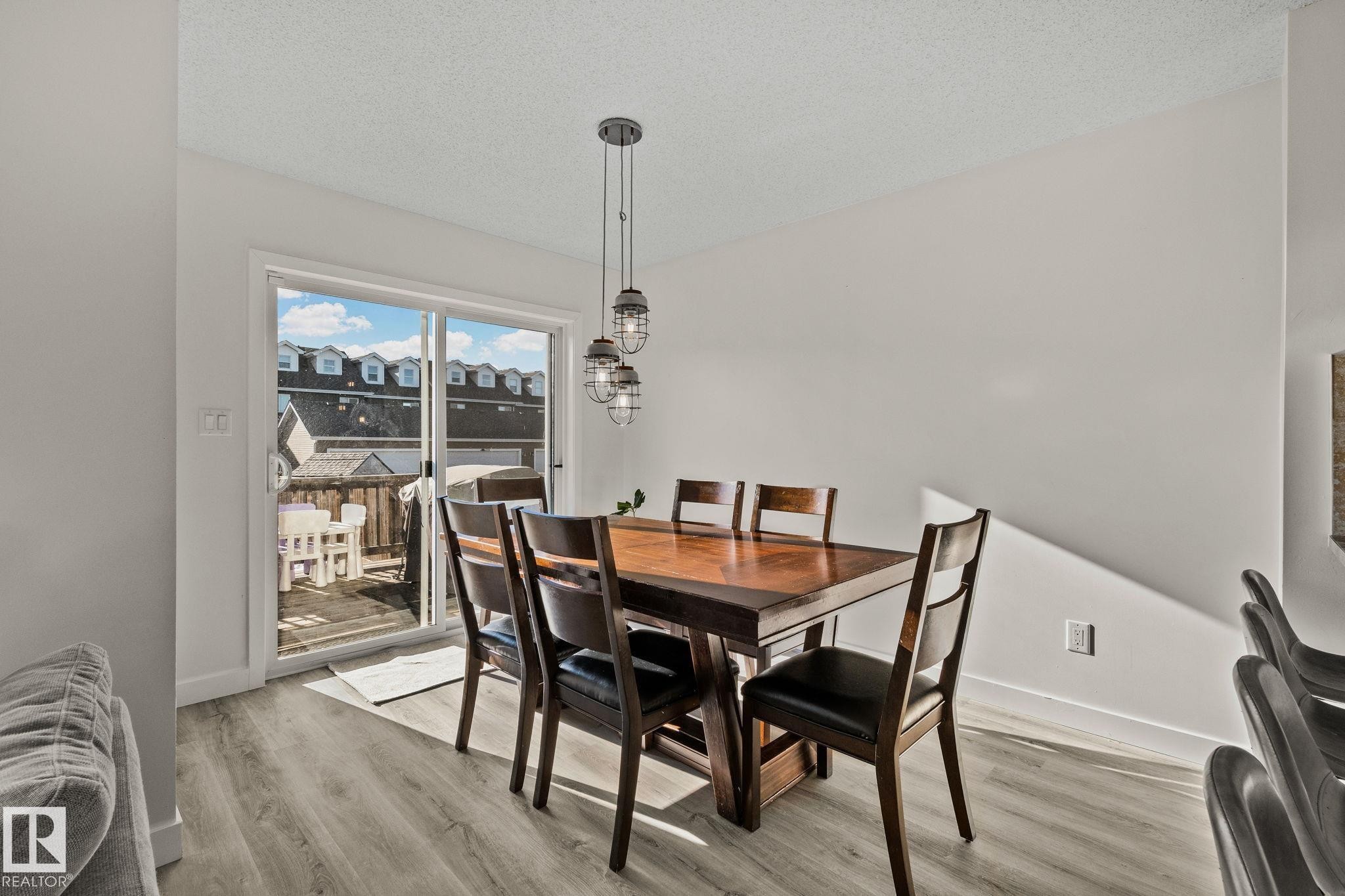 439 Reed Crescent, Leduc, AB - Indoor Photo Showing Dining Room