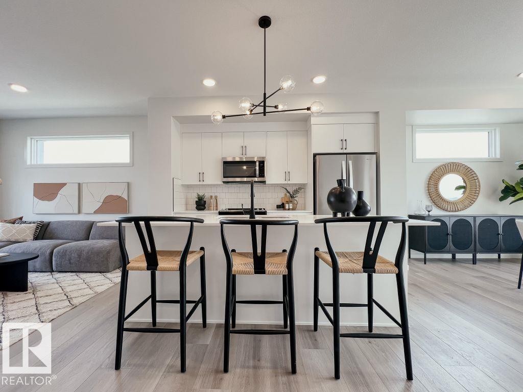 2610 Alces Way, Edmonton, AB - Indoor