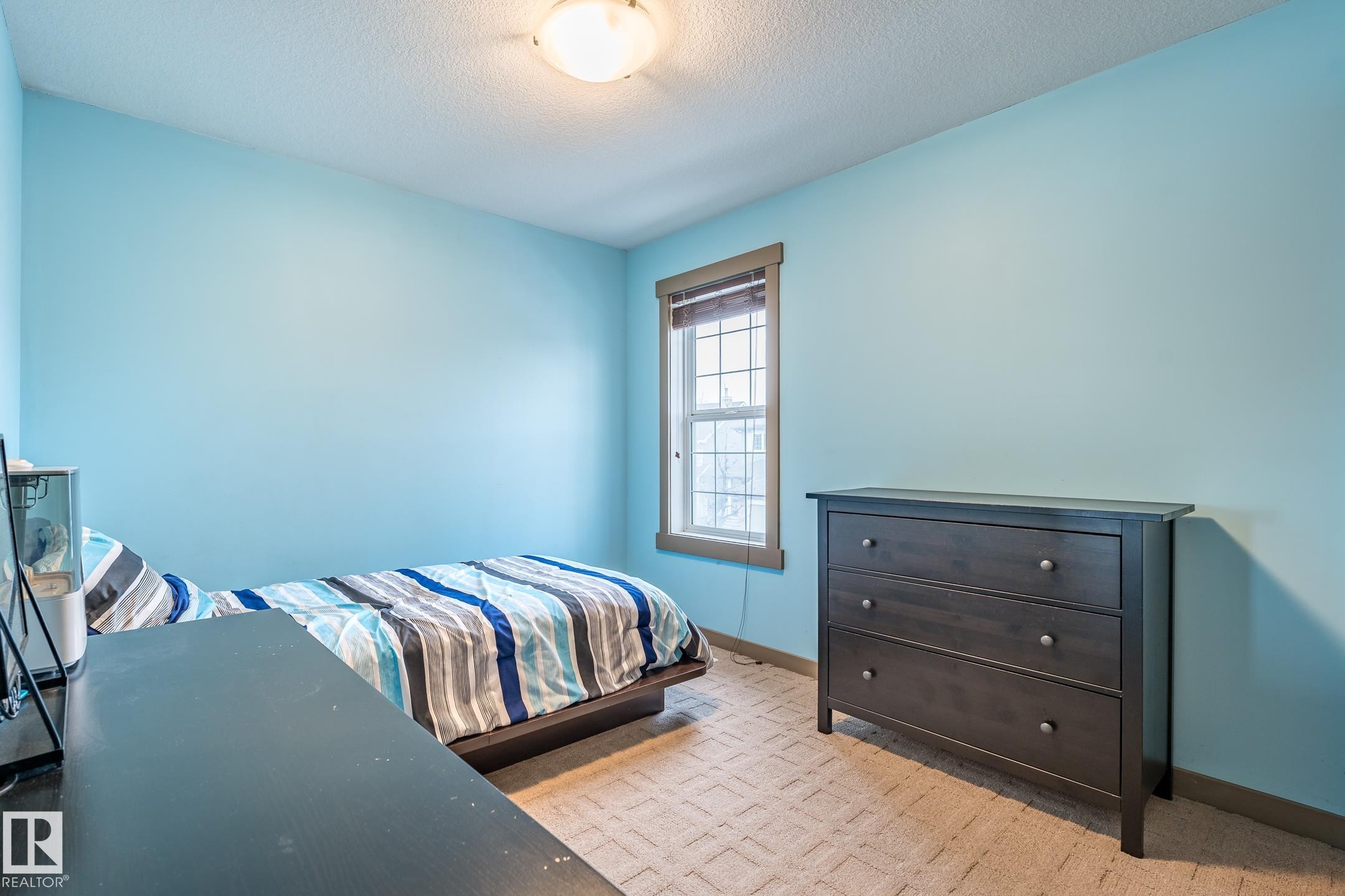 1503 Malone Close, Edmonton, AB - Indoor Photo Showing Bedroom