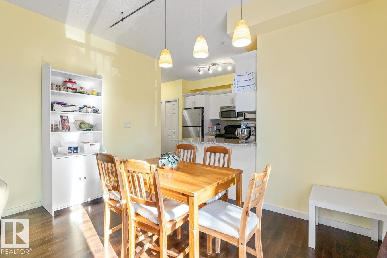 202 10524 77 Avenue, Edmonton, AB - Indoor Photo Showing Dining Room