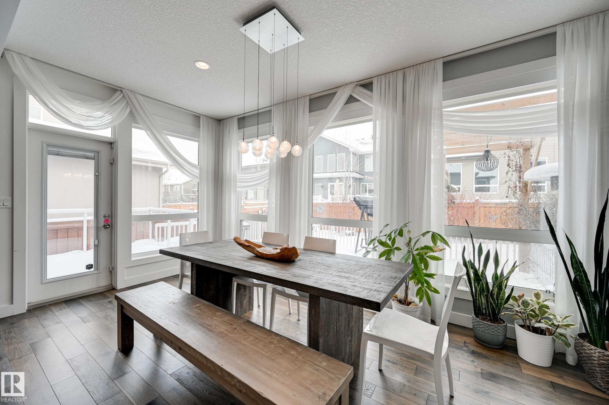 1311 Hainstock Way, Edmonton, AB - Indoor