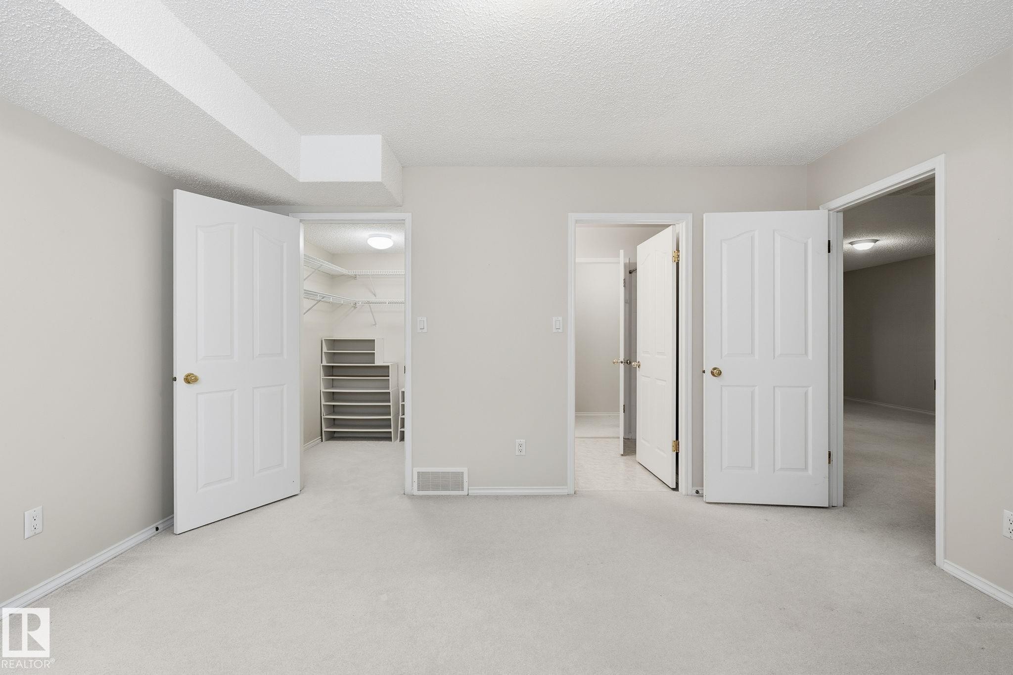 2405 Riverbend Road, Edmonton, AB - Indoor