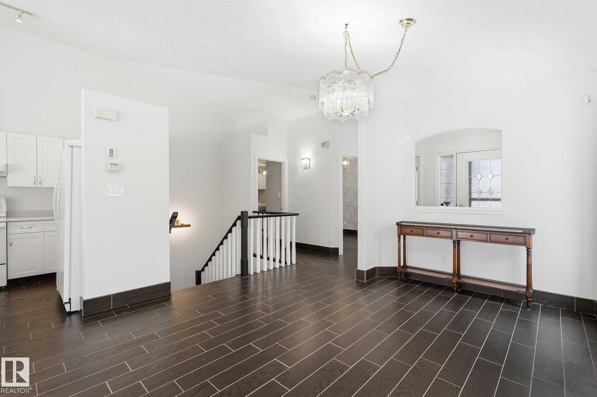 2405 Riverbend Road, Edmonton, AB - Indoor Photo Showing Other Room